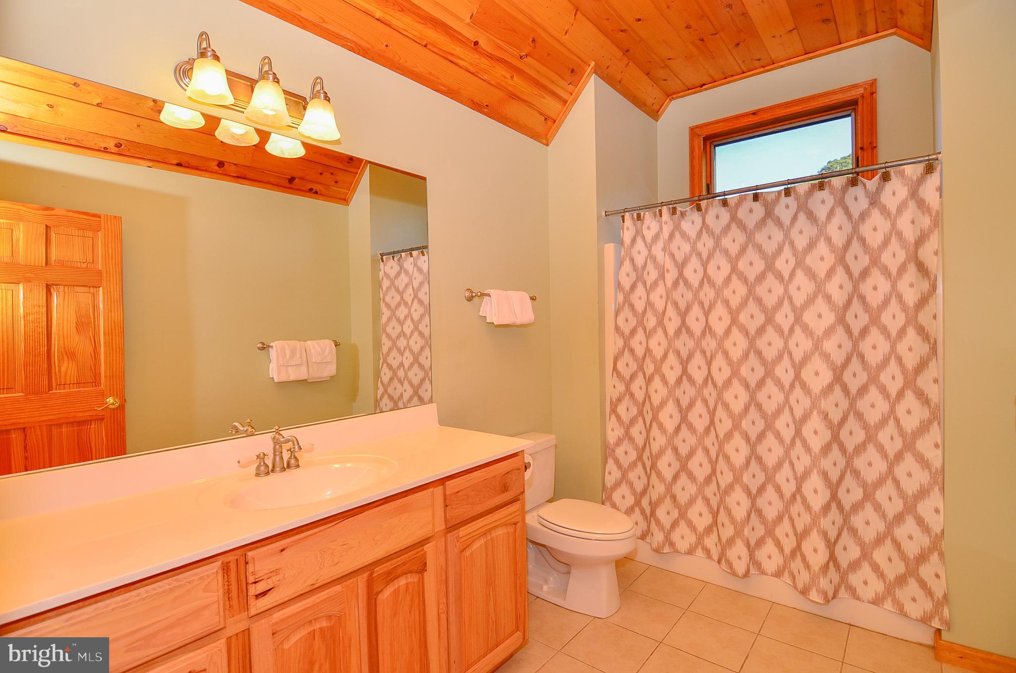 CEDAR VILLAGE - Residential