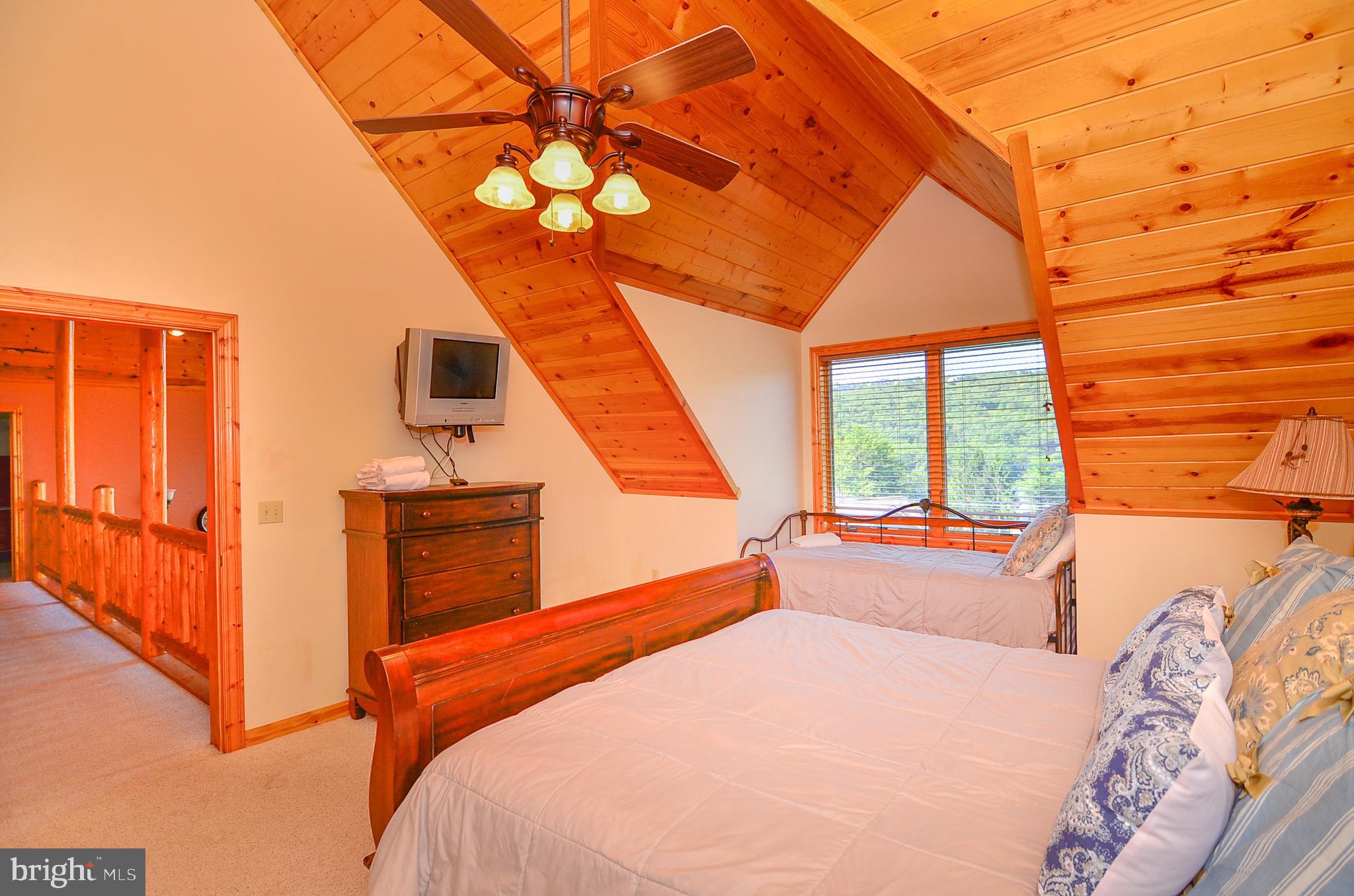 CEDAR VILLAGE - Residential