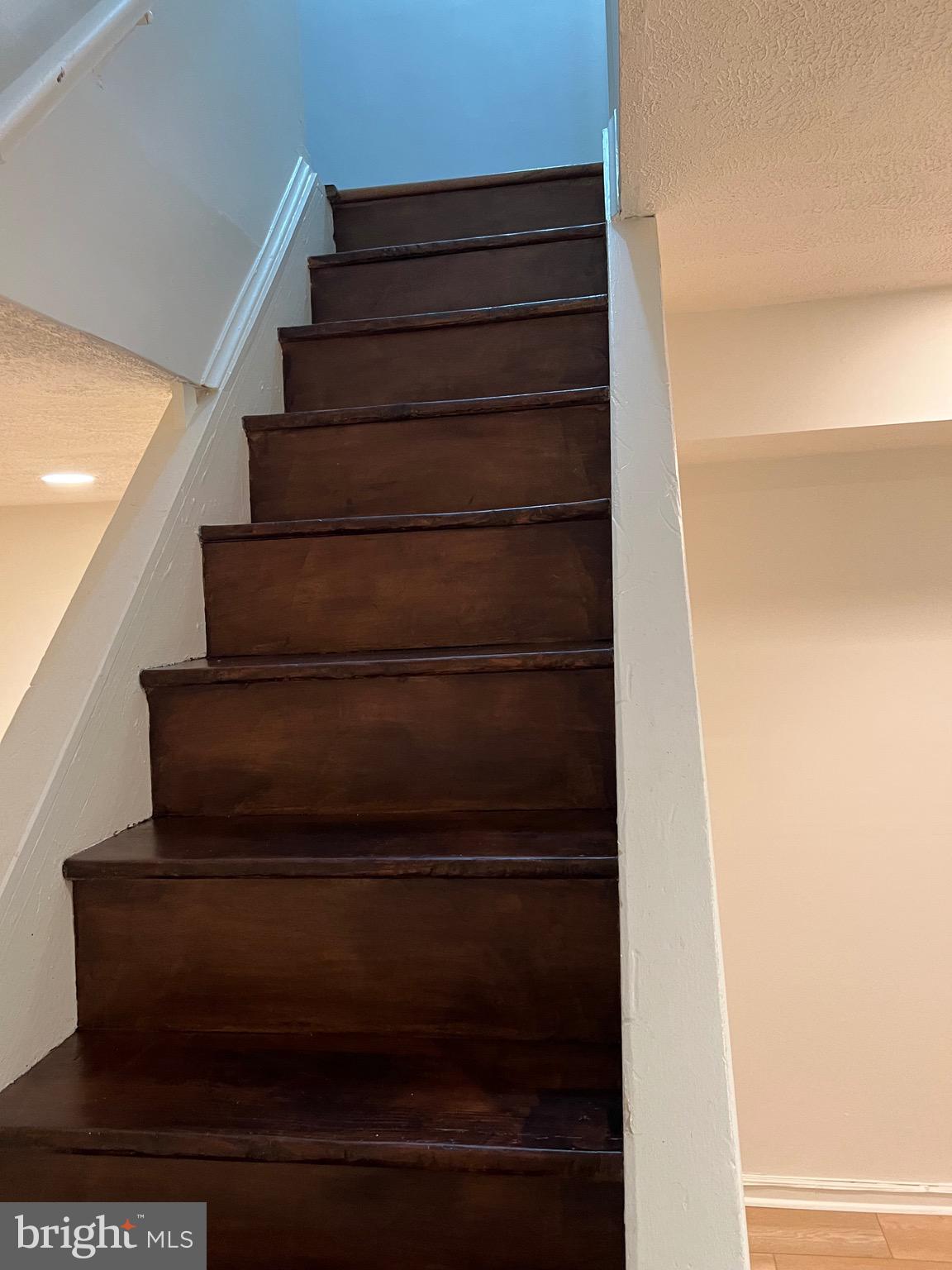 OLD TOWN - Residential Lease