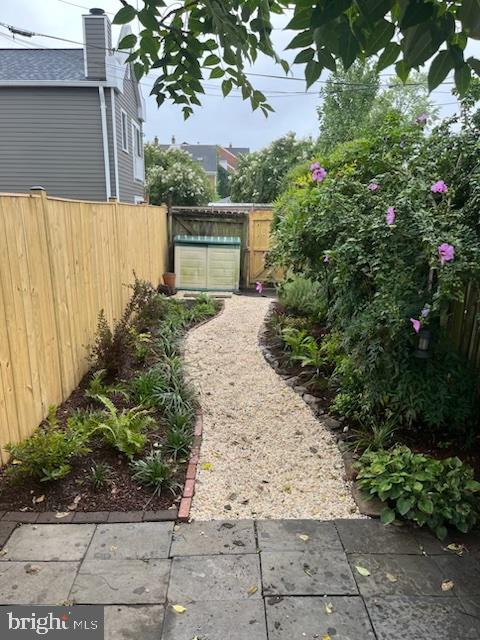 OLD TOWN - Residential Lease