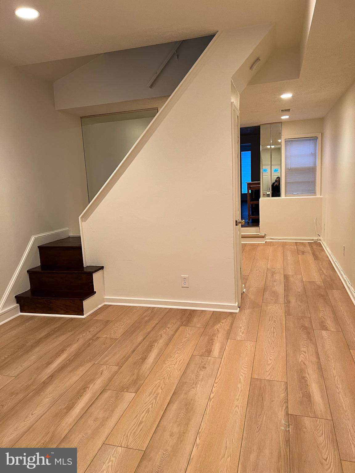 OLD TOWN - Residential Lease