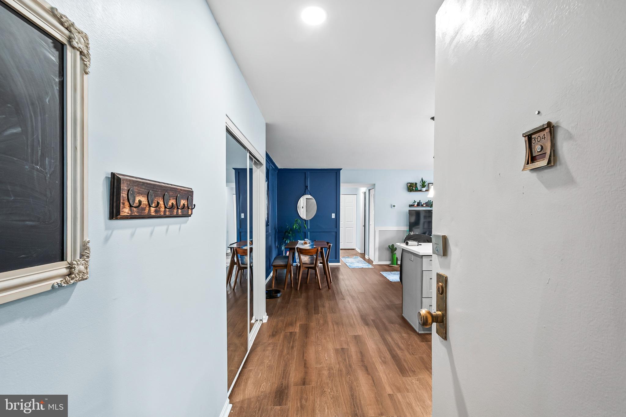 9704 KINGSBRIDGE DRIVE 304