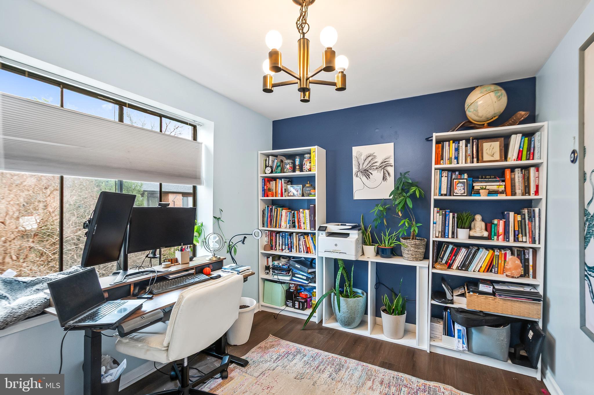 HAWTHORNE VILLAGE - Residential