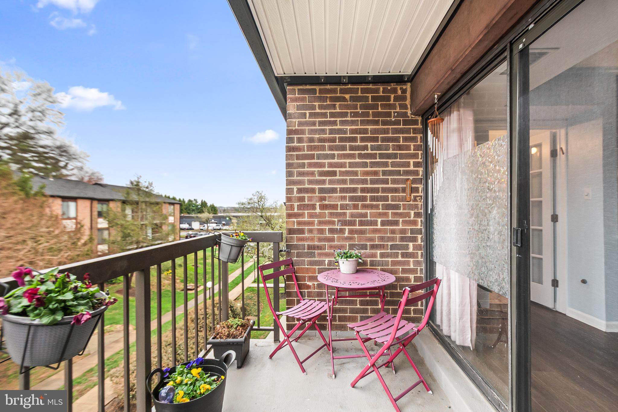 HAWTHORNE VILLAGE - Residential