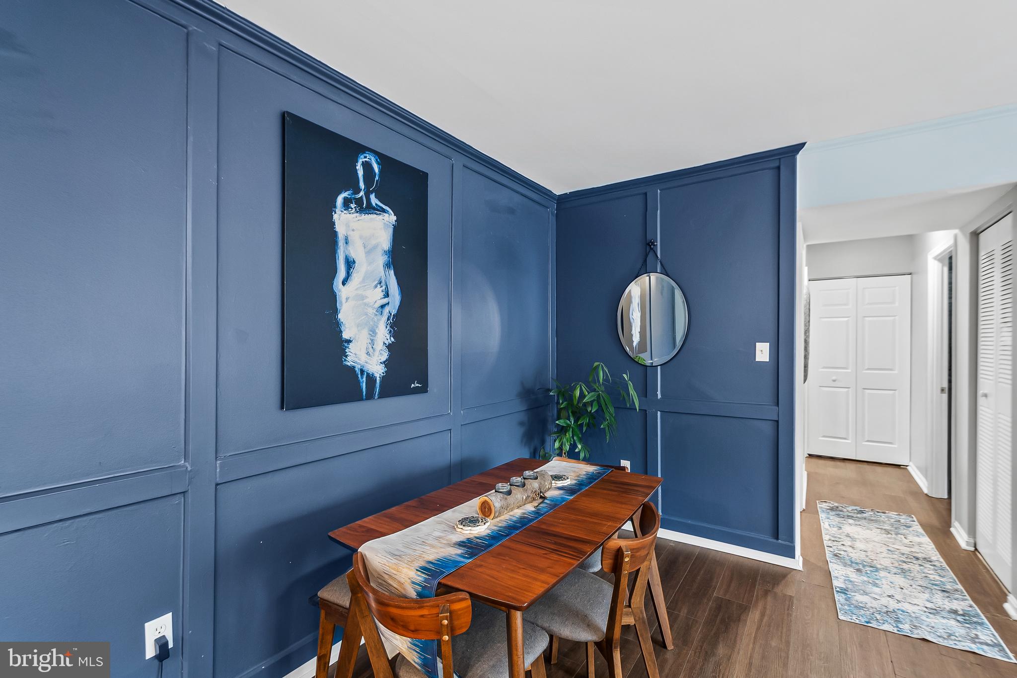 HAWTHORNE VILLAGE - Residential