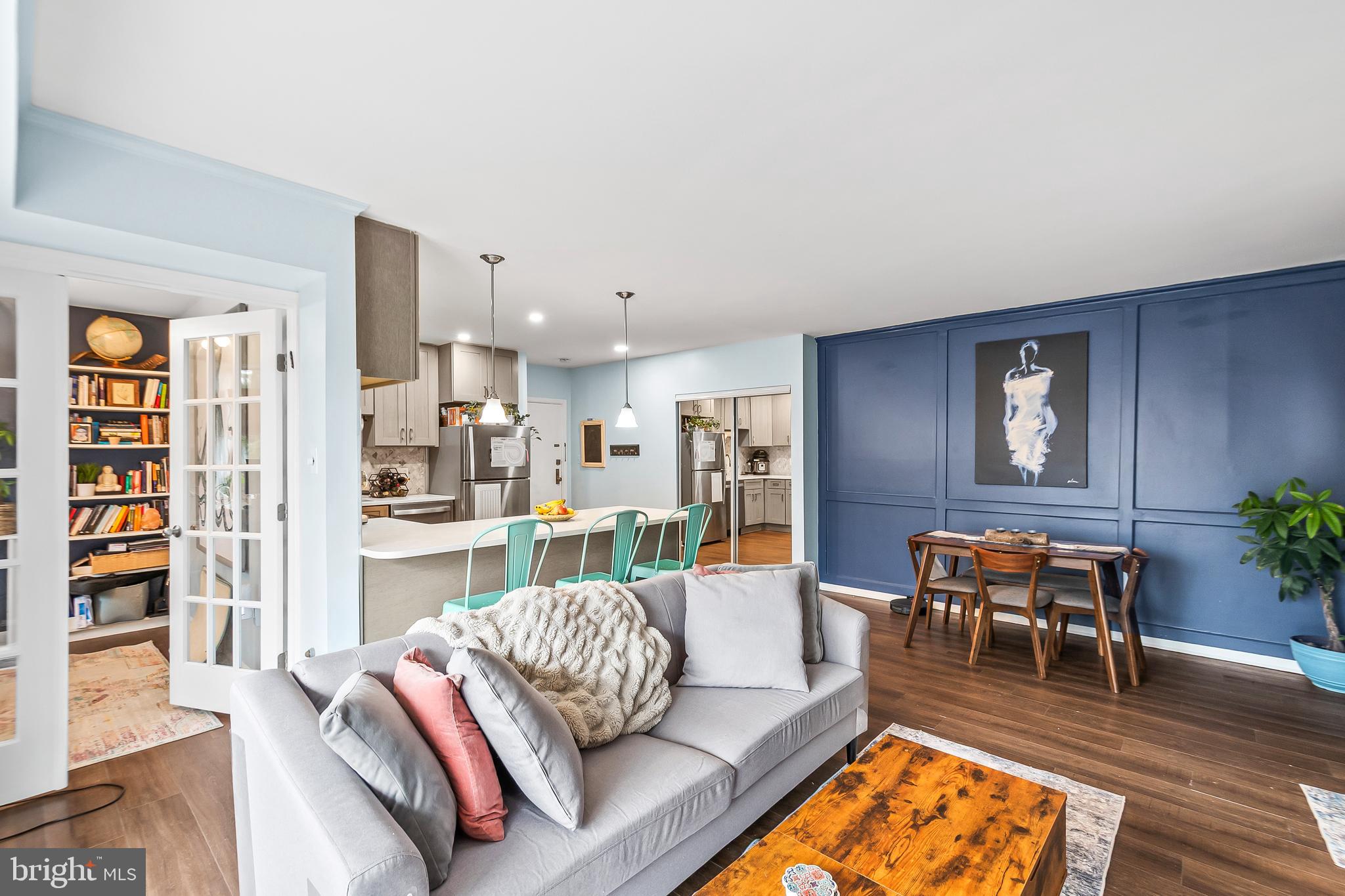 HAWTHORNE VILLAGE - Residential