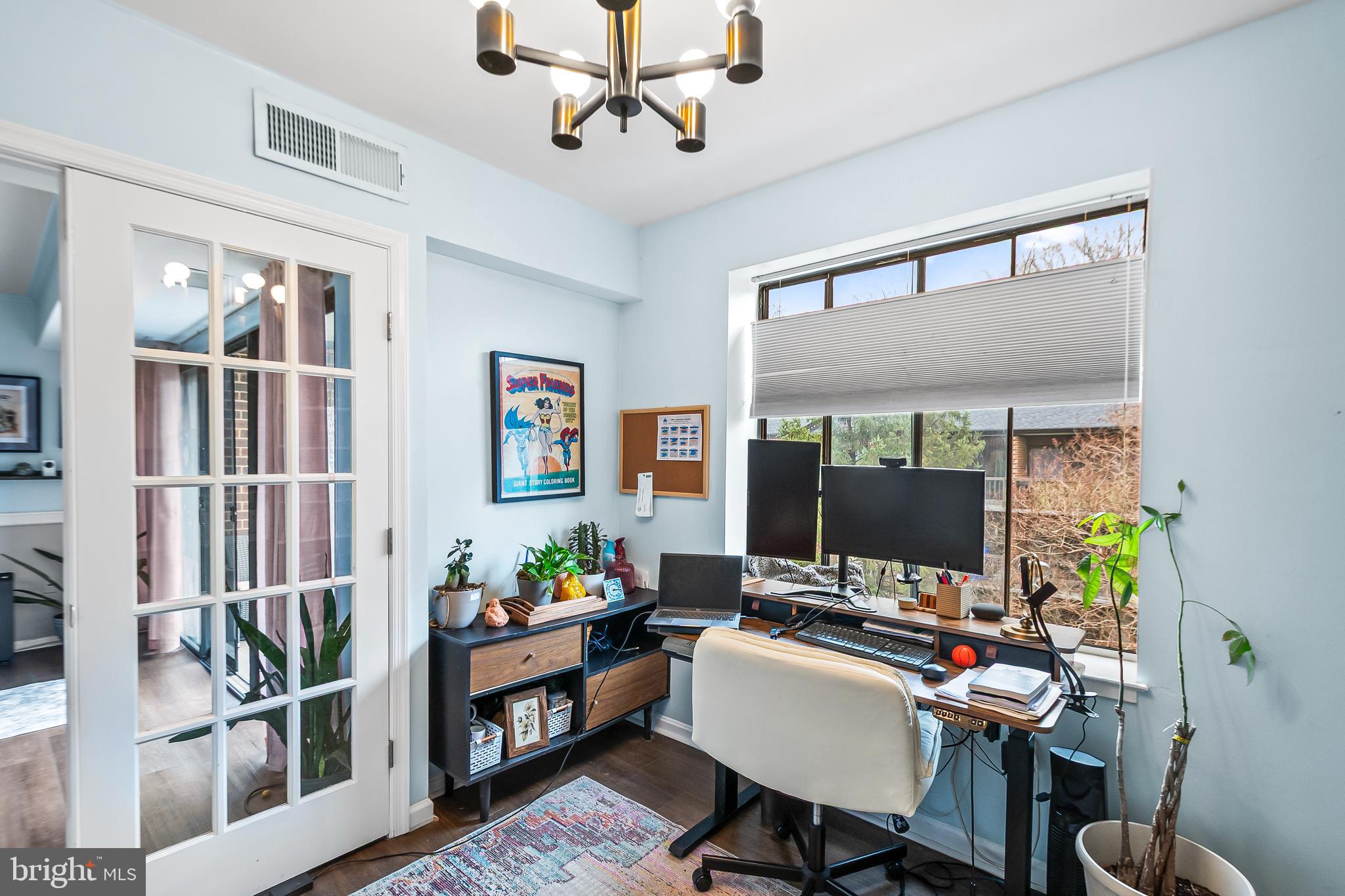 HAWTHORNE VILLAGE - Residential