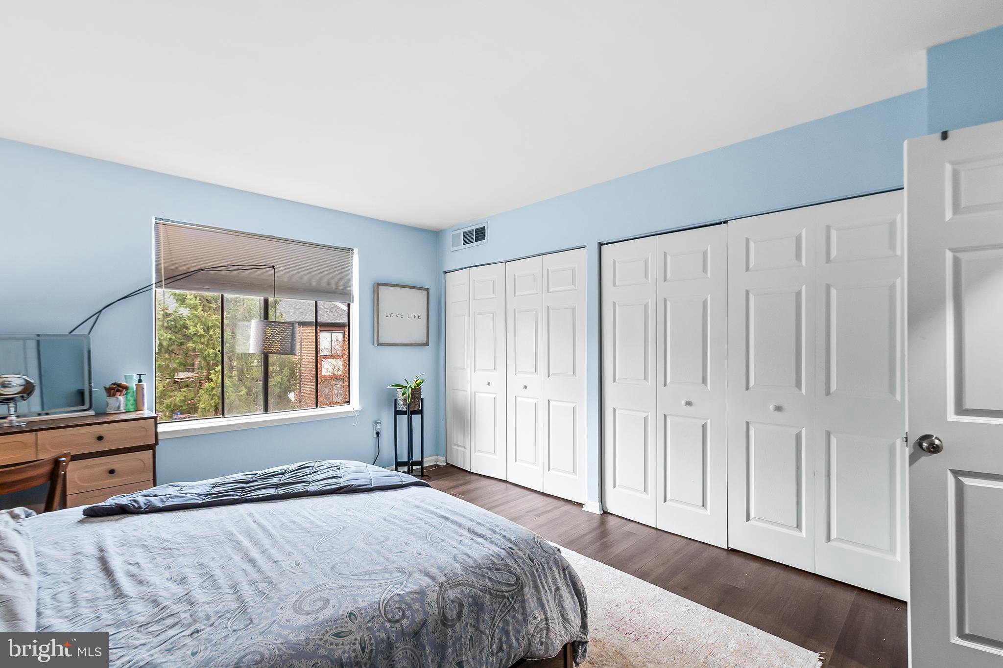 HAWTHORNE VILLAGE - Residential