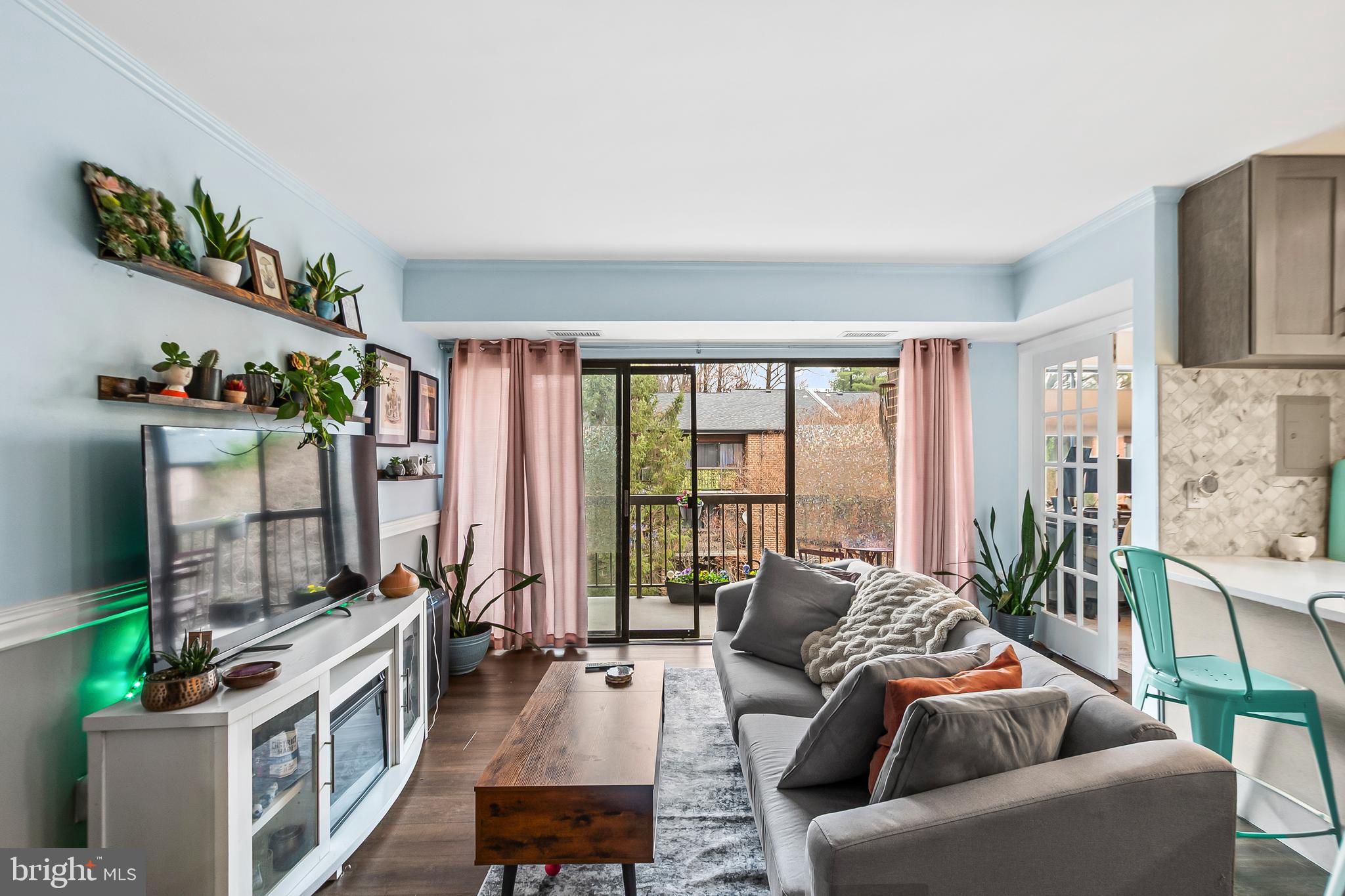 HAWTHORNE VILLAGE - Residential