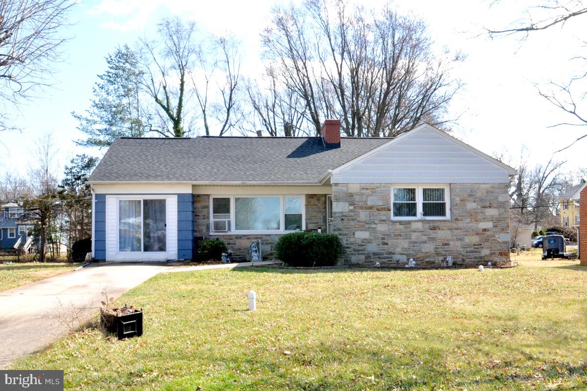 WINDSOR  MILL - Residential