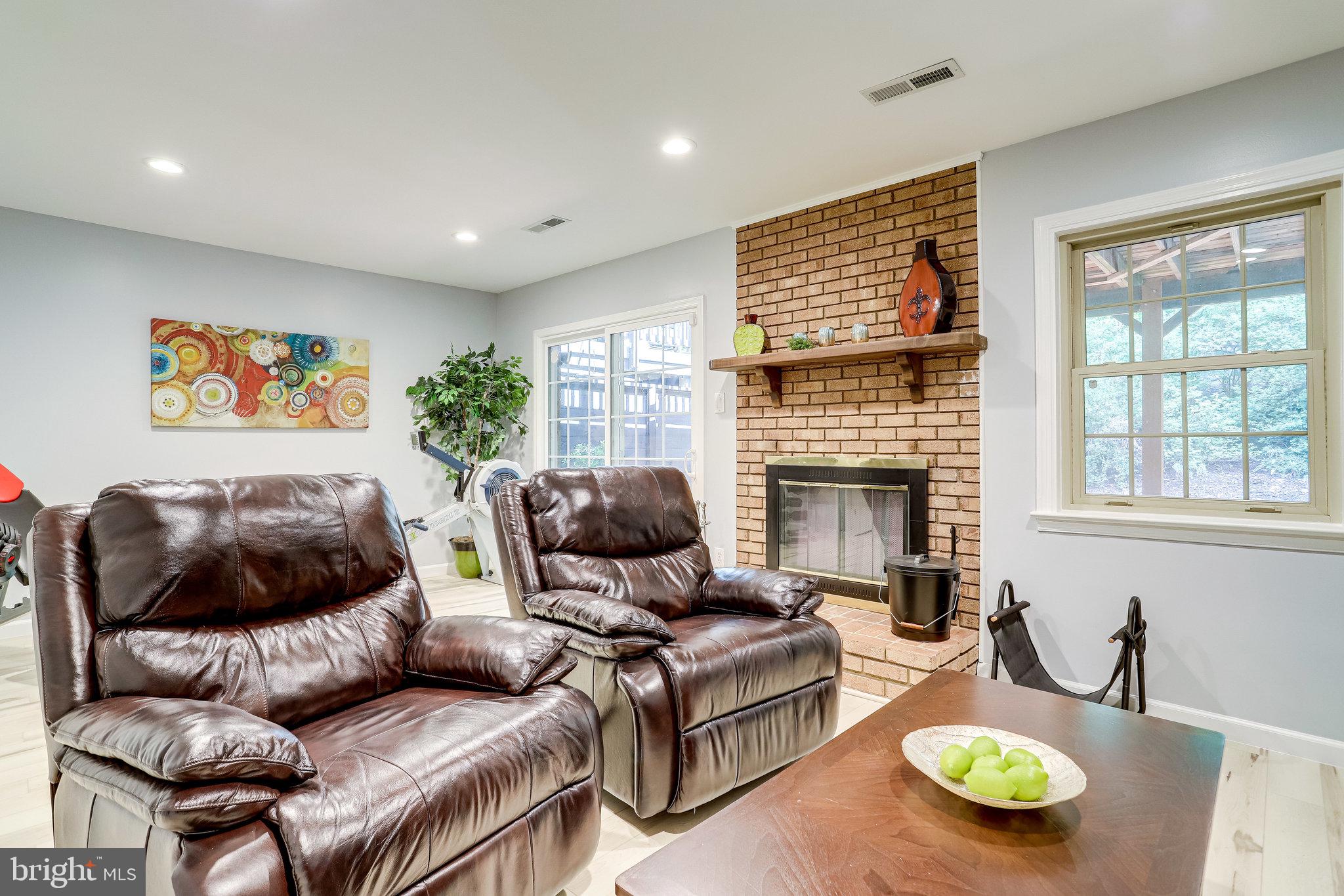 COVERED BRIDGE - Residential