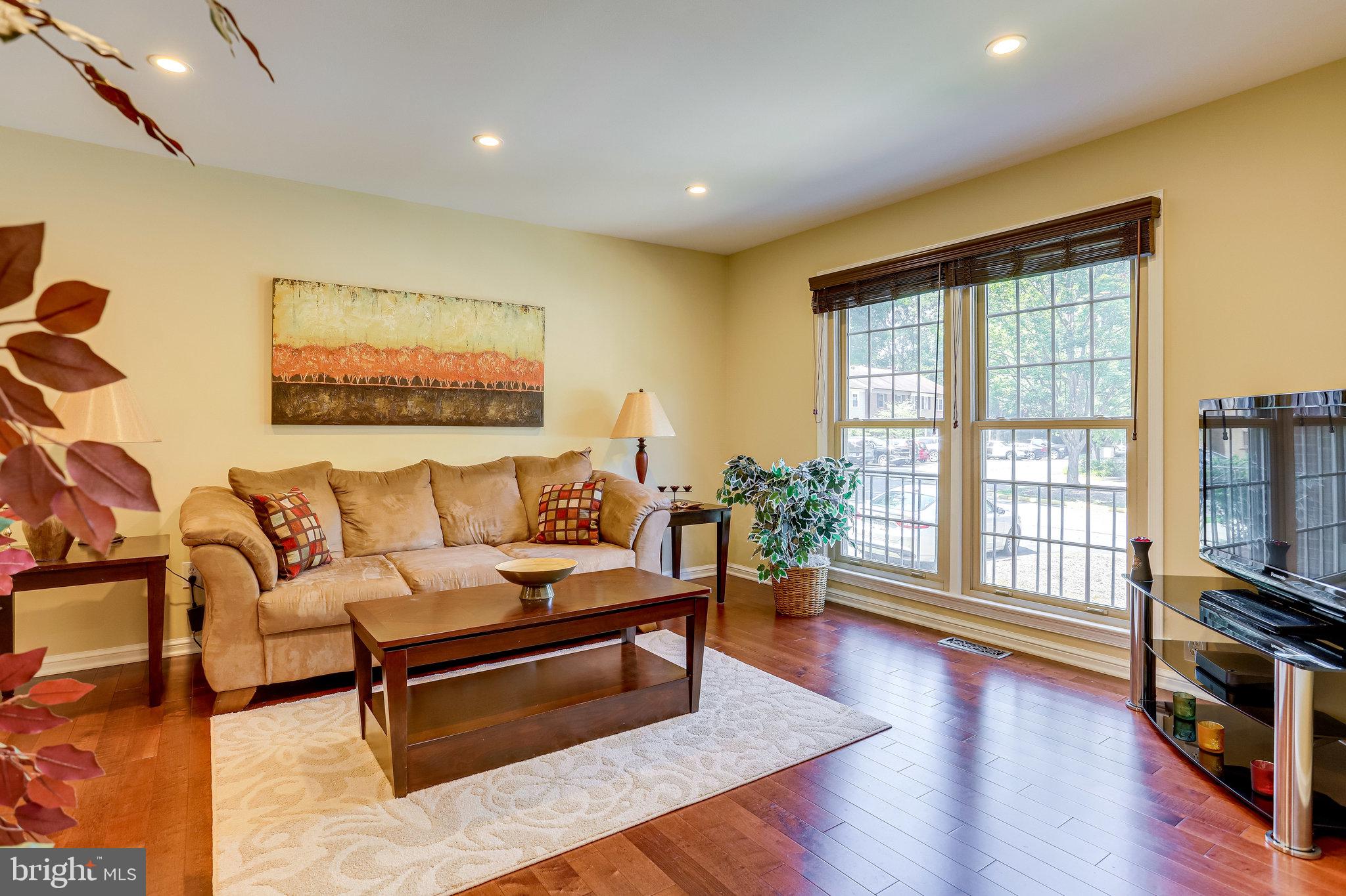 COVERED BRIDGE - Residential