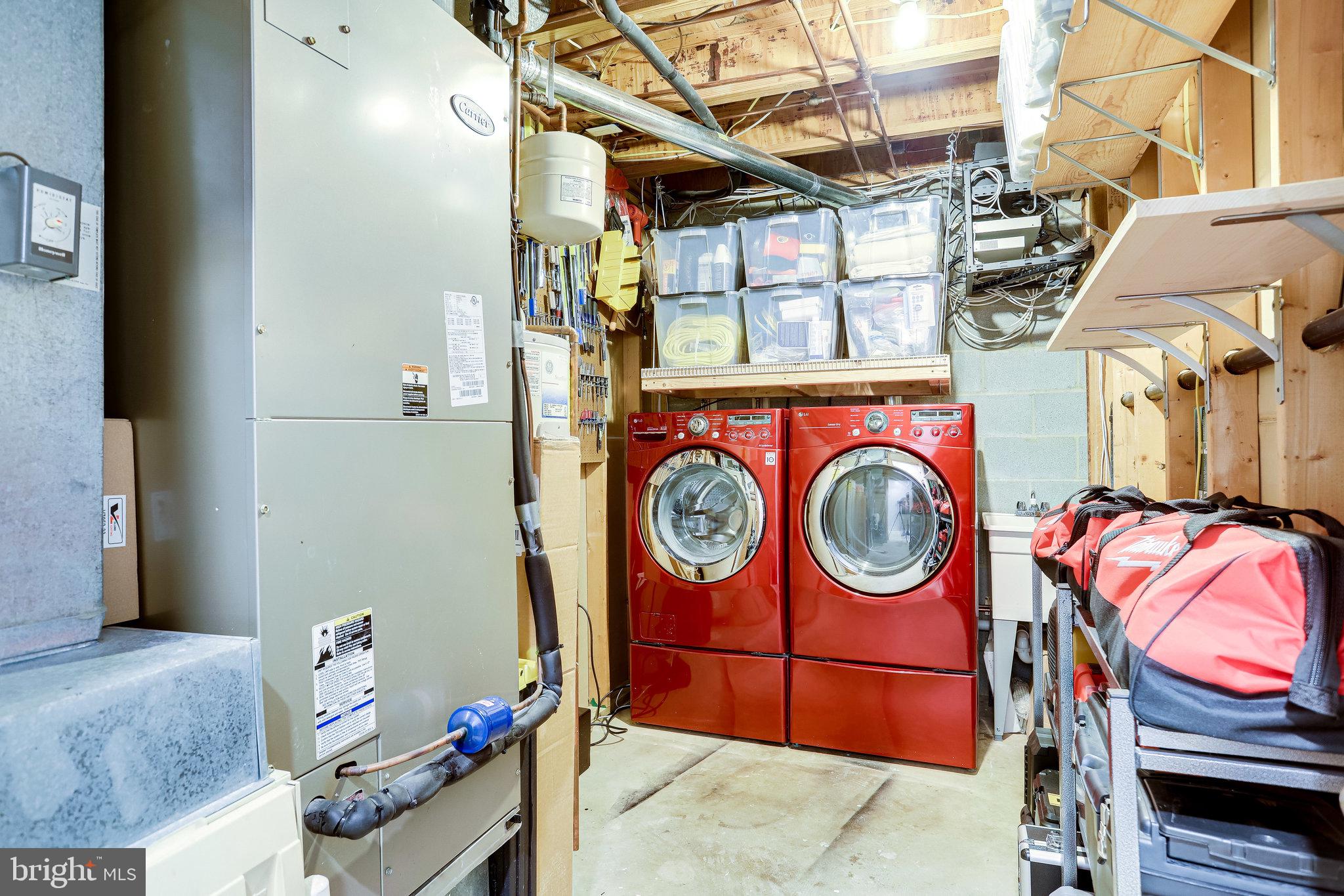 COVERED BRIDGE - Residential