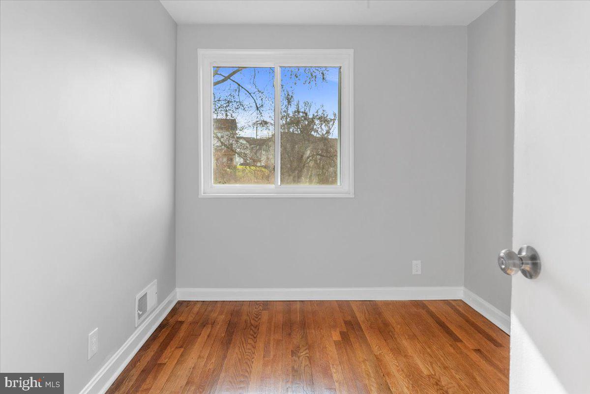 EAST MEADOWS - Residential