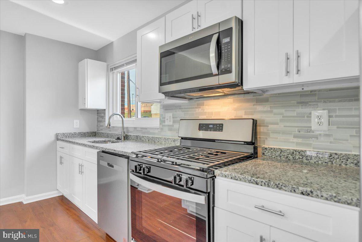 EAST MEADOWS - Residential