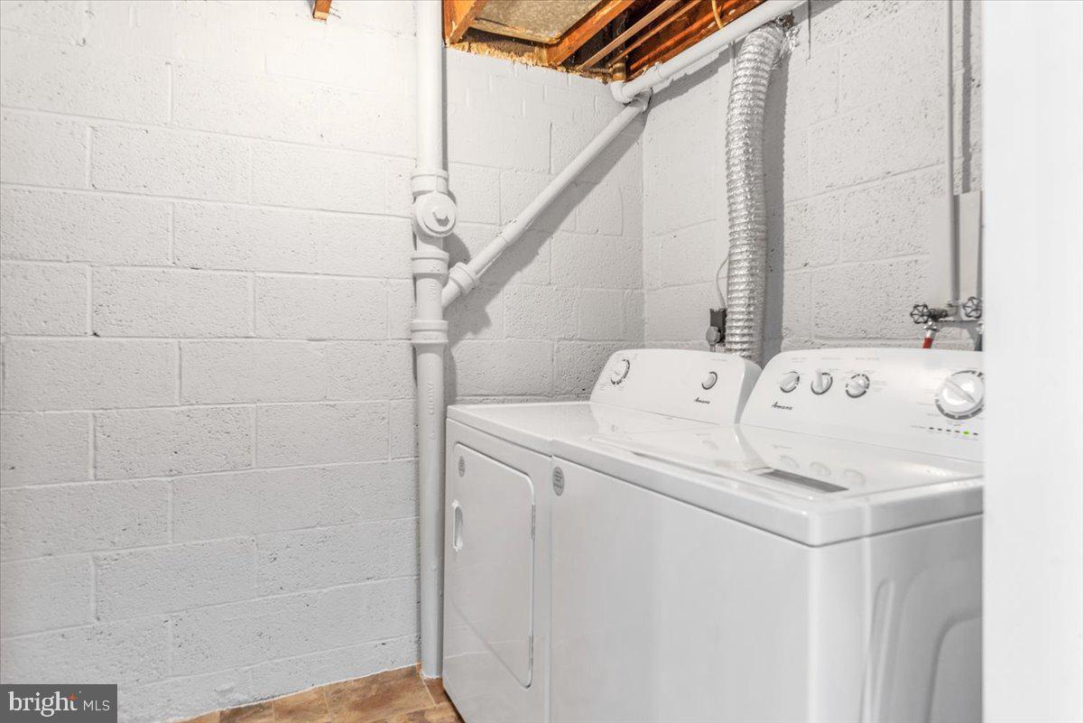 EAST MEADOWS - Residential