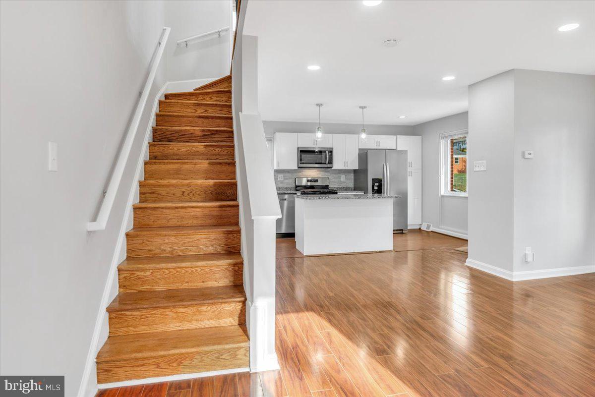 EAST MEADOWS - Residential