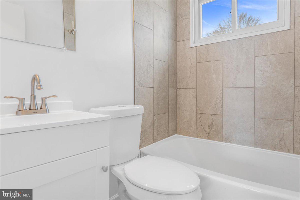 EAST MEADOWS - Residential