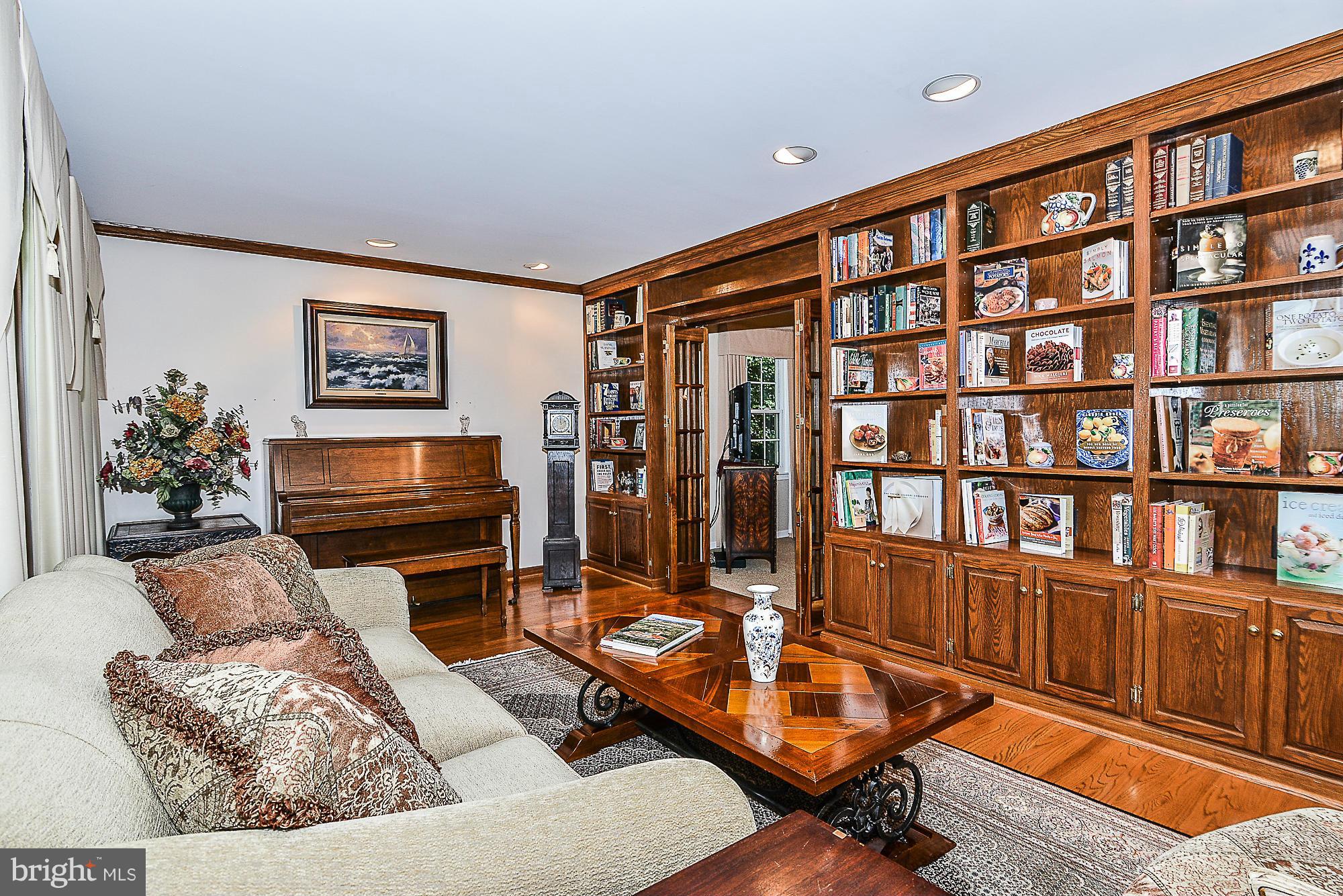 CINNAMON RIDGE - Residential