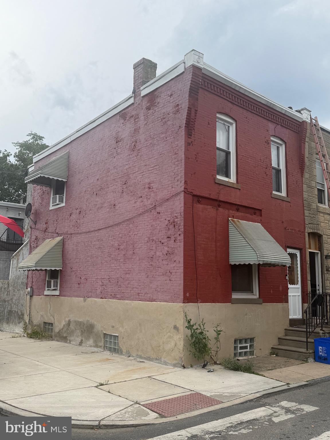 1300 N FARSON STREET
