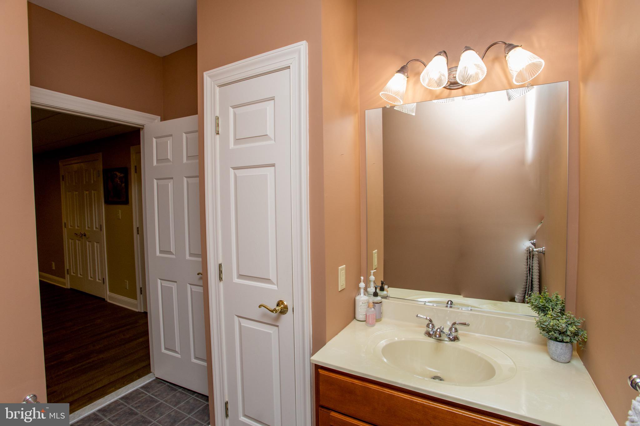 ARMITAGE - Residential