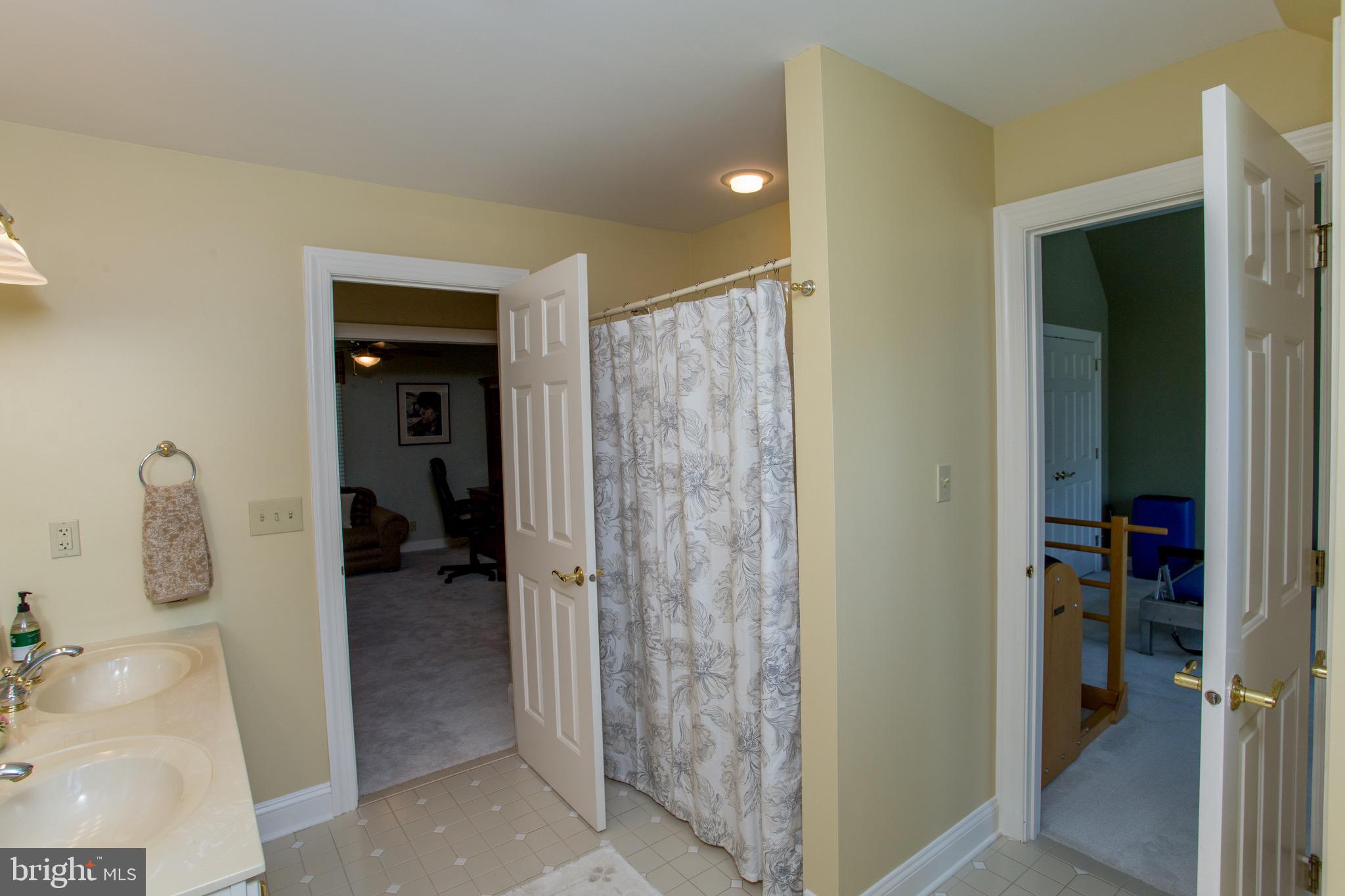 ARMITAGE - Residential