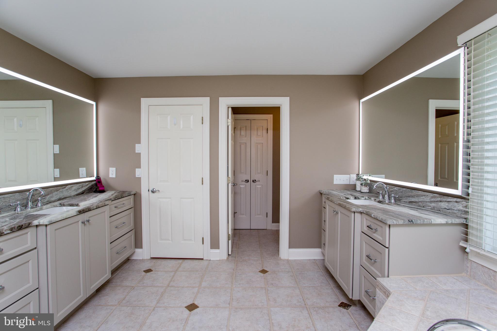 ARMITAGE - Residential