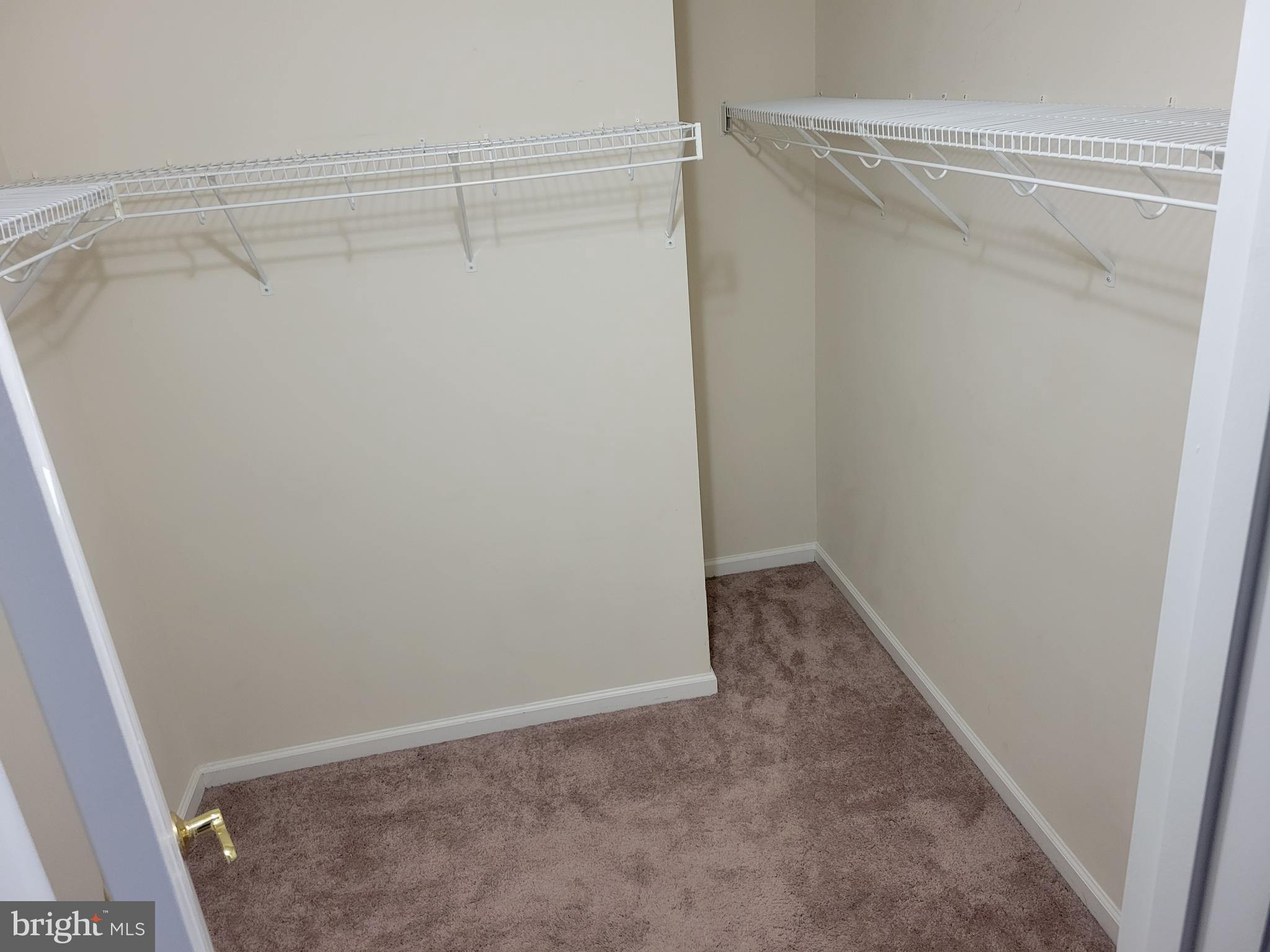 DAHLIA PARK OF WILDEWOOD - Residential Lease