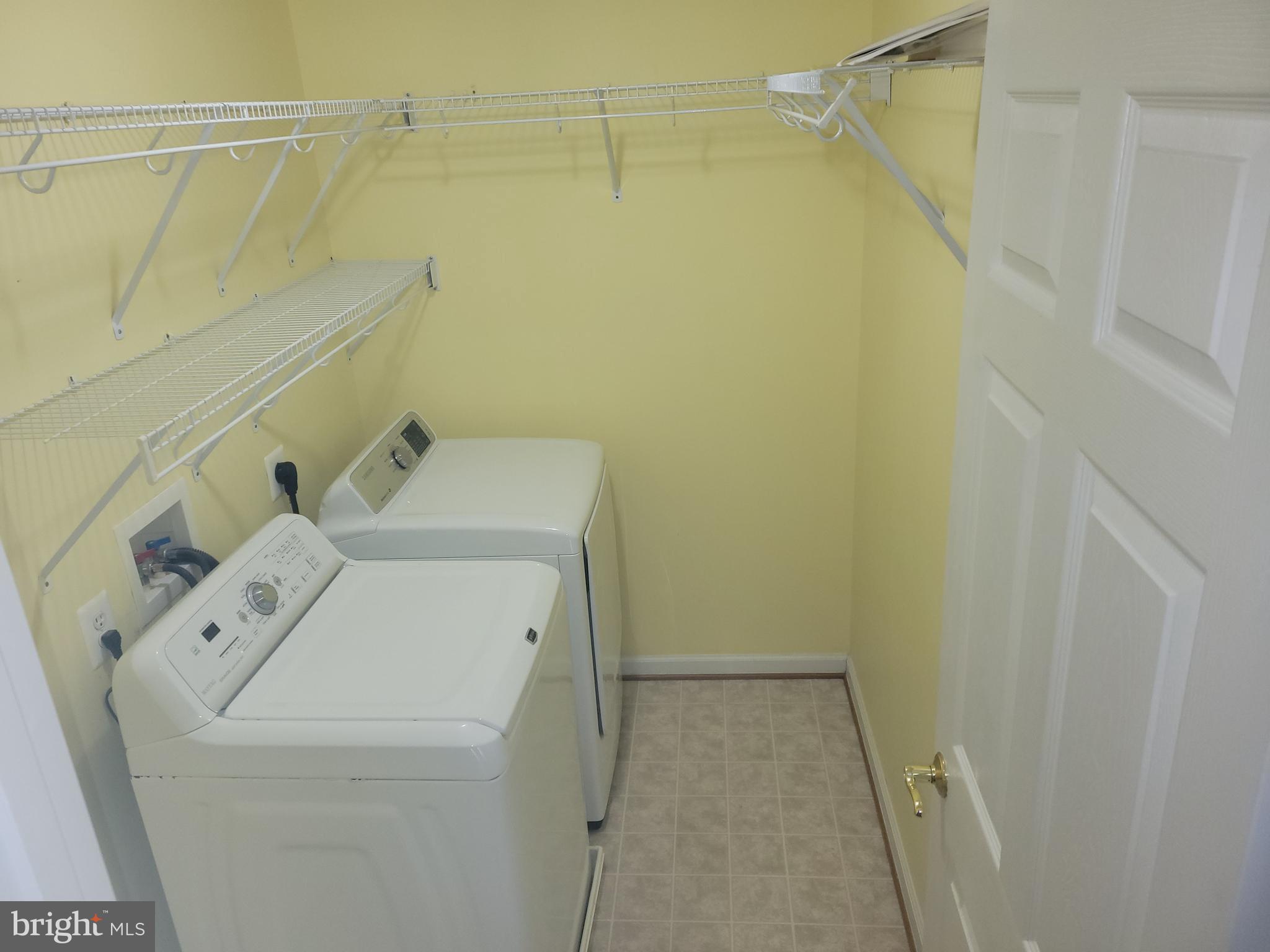 DAHLIA PARK OF WILDEWOOD - Residential Lease