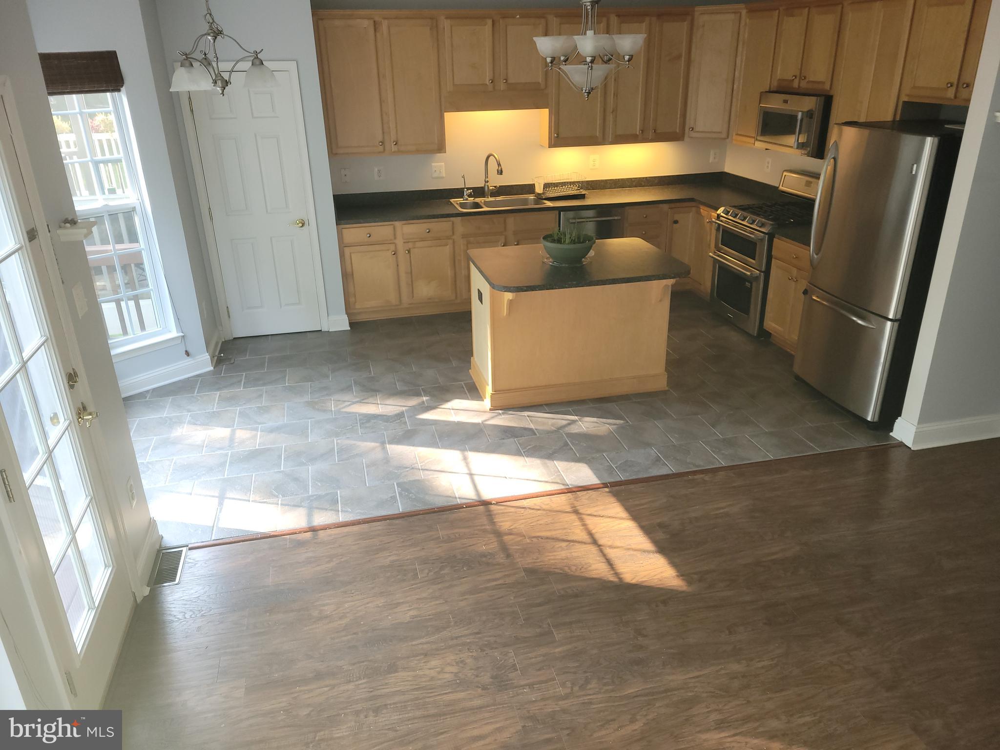 DAHLIA PARK OF WILDEWOOD - Residential Lease