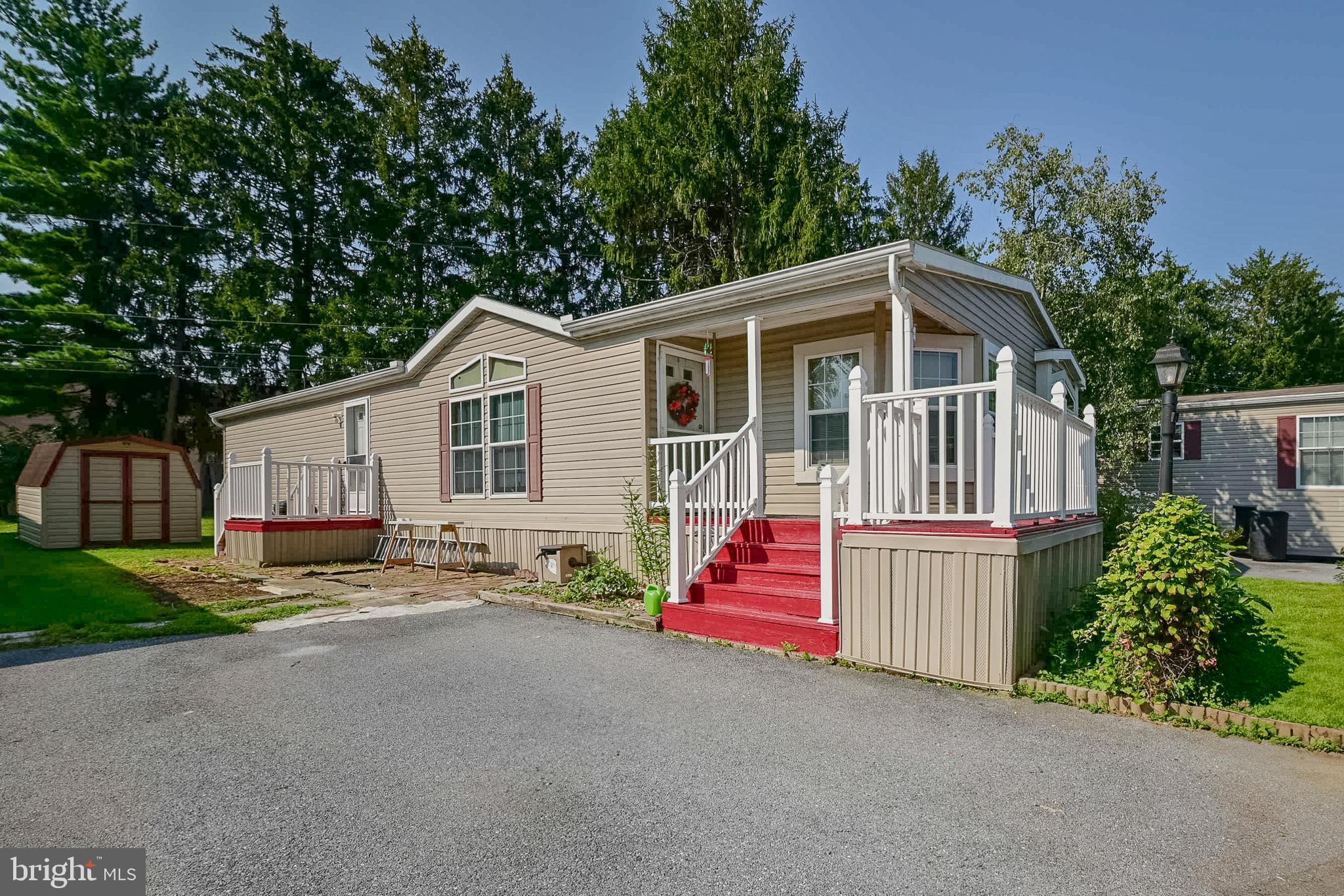 VILLAGES AT GREENFIELD - Residential