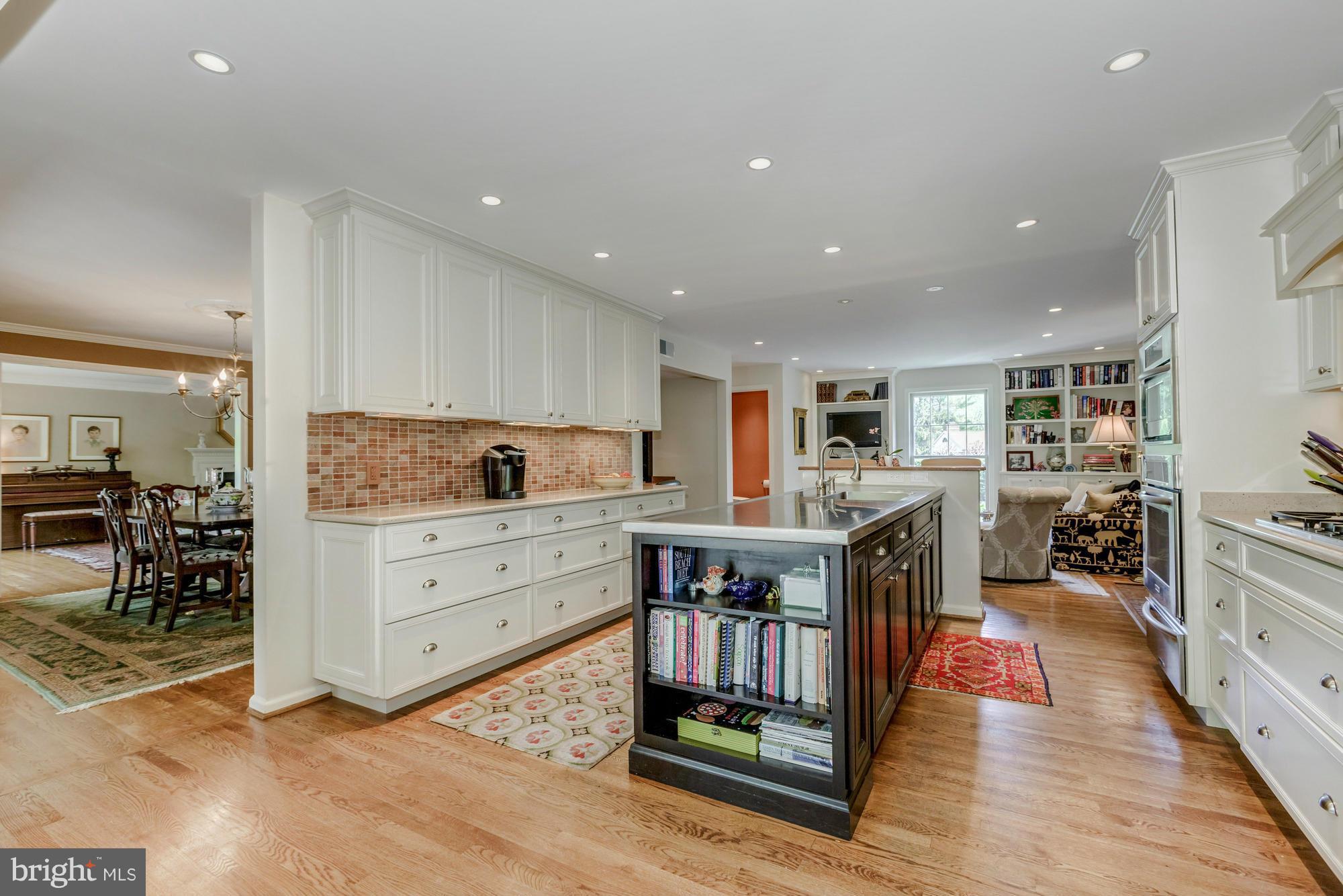 WOODHAVEN - Residential