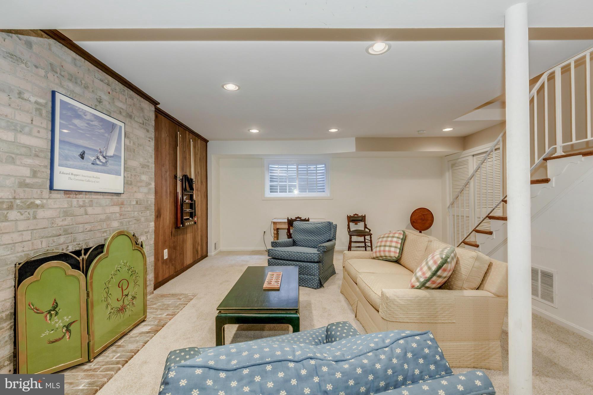 WOODHAVEN - Residential