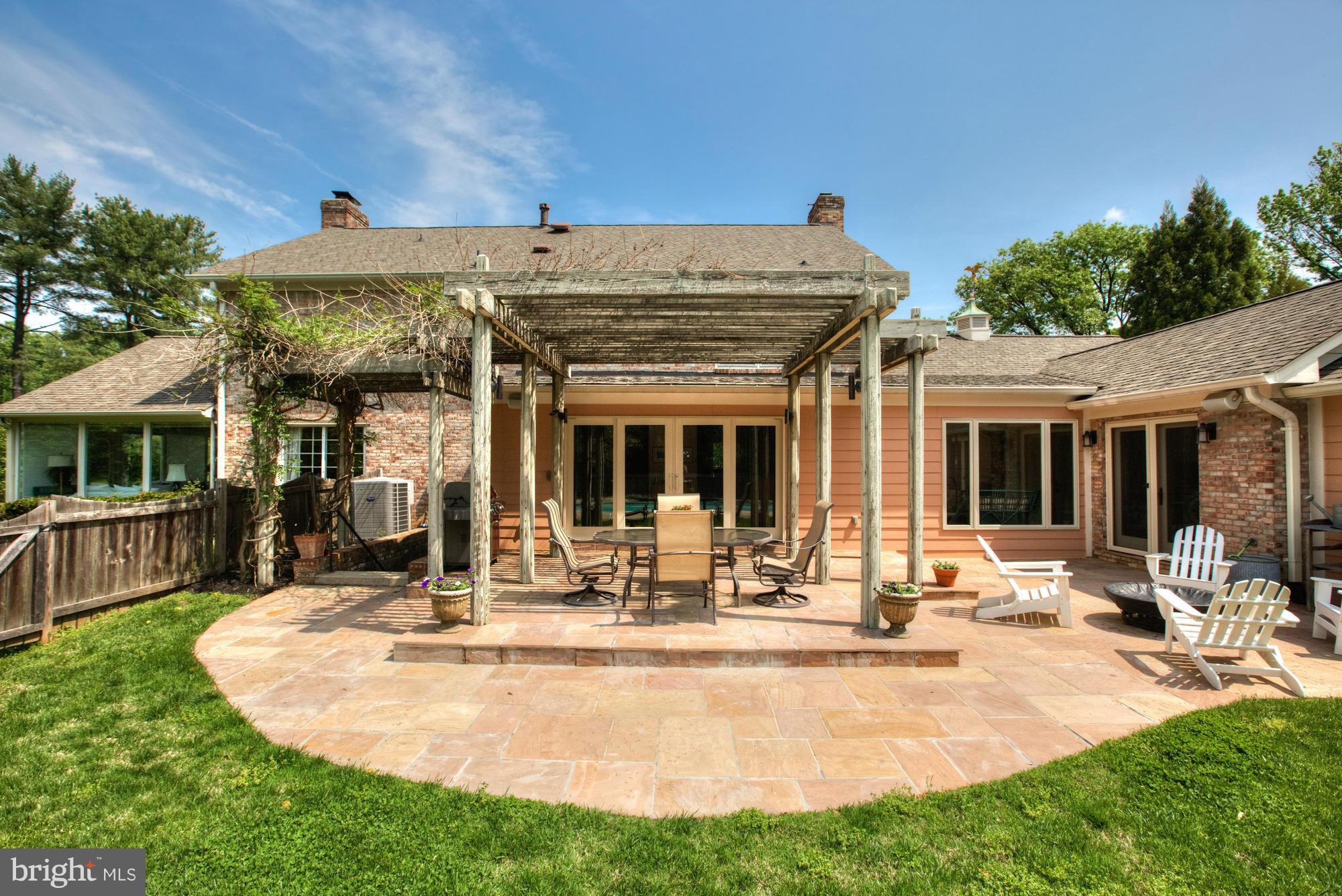 WOODHAVEN - Residential