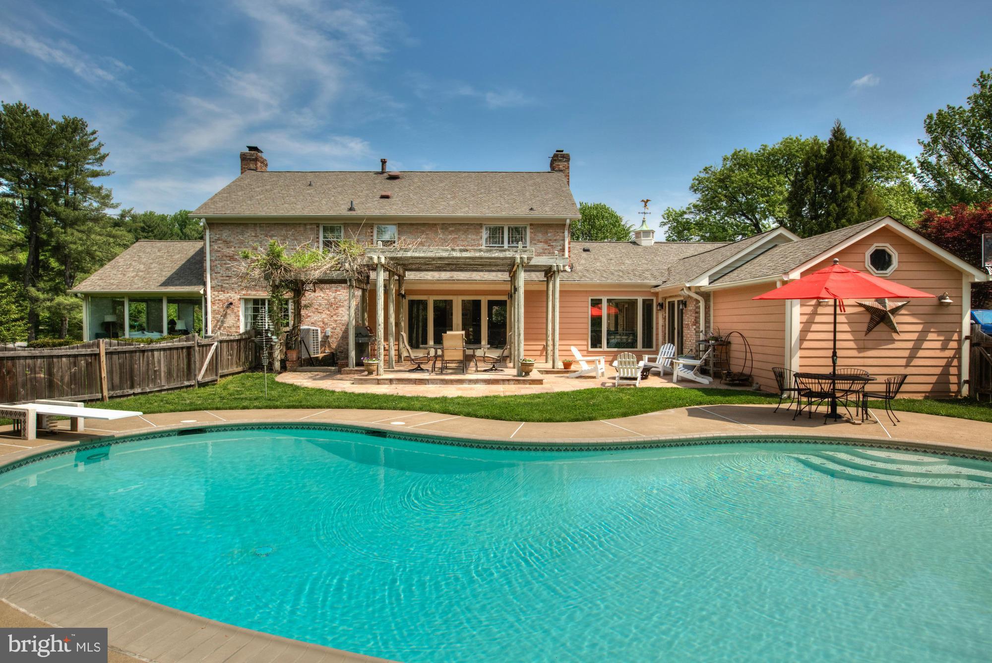 WOODHAVEN - Residential