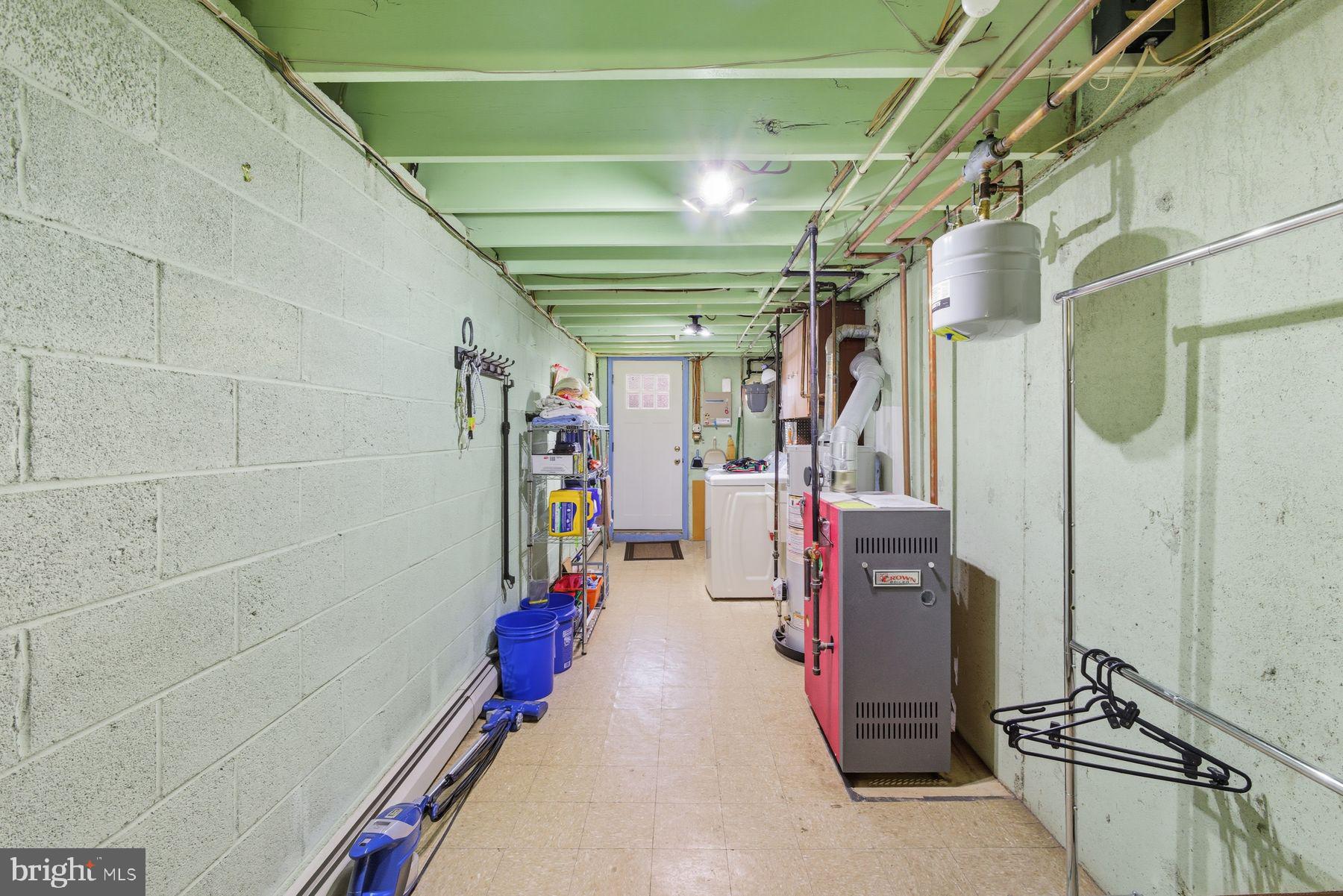 ROXBOROUGH - Residential