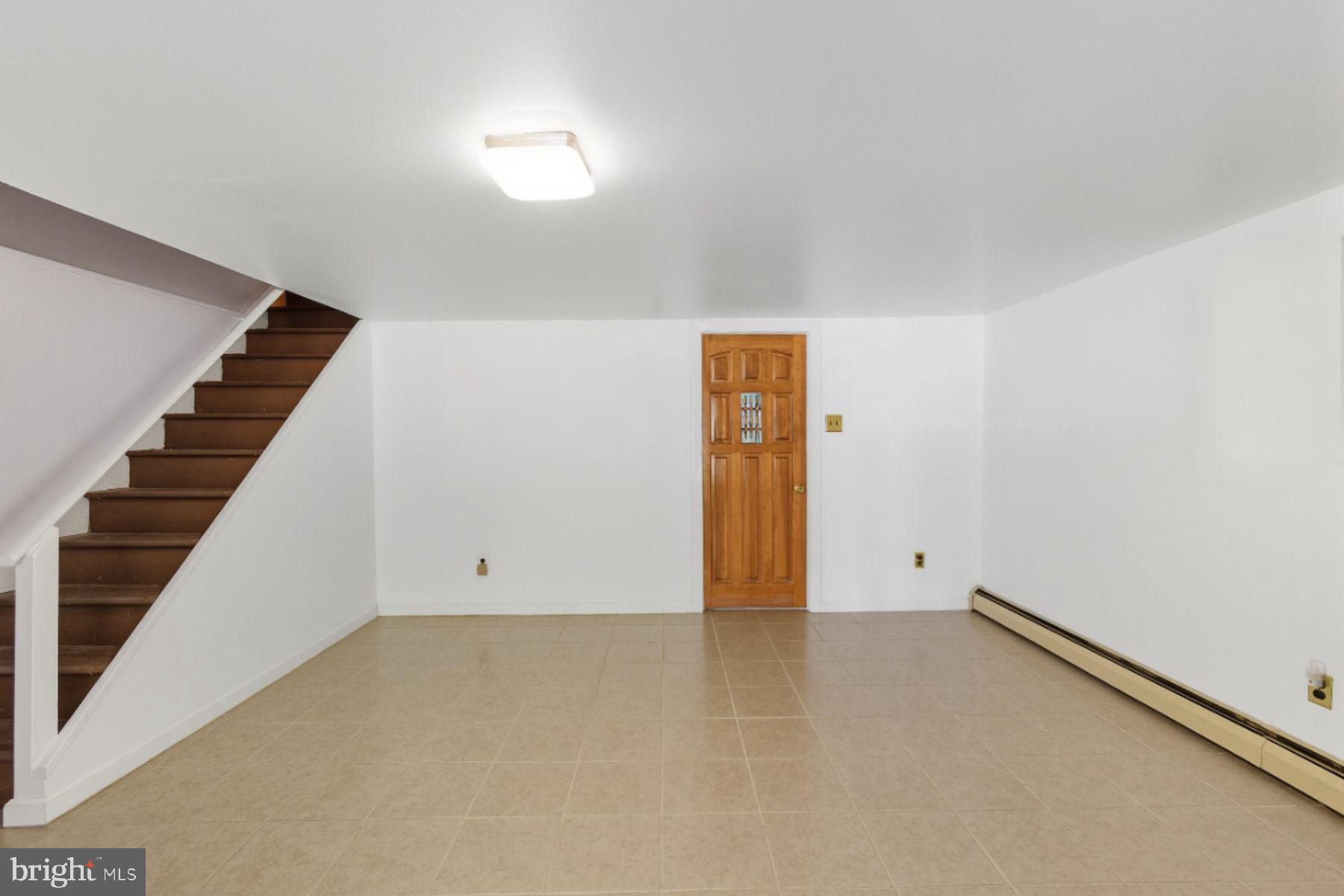 ROXBOROUGH - Residential