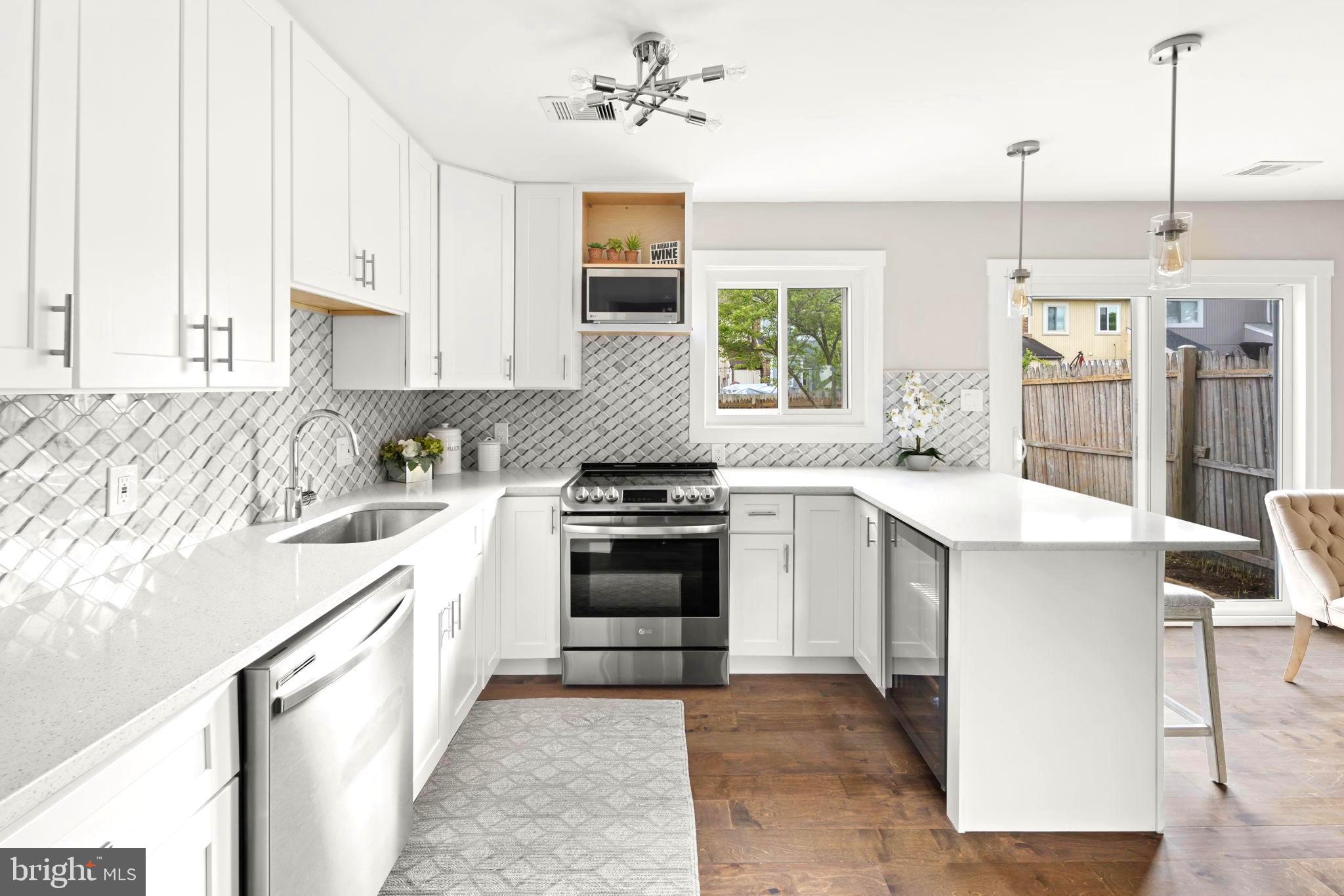 CAVALIER PARK - Residential