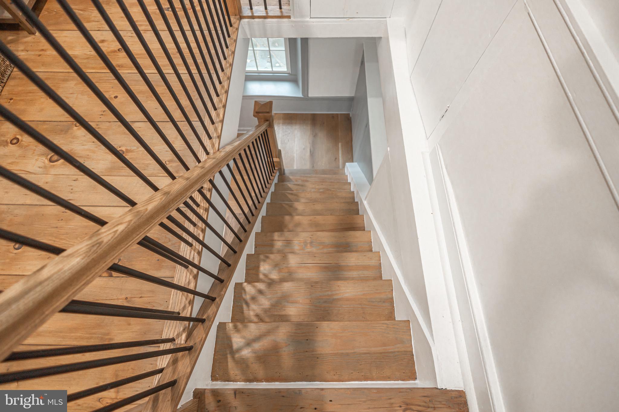 PEBBLE HILL - Residential