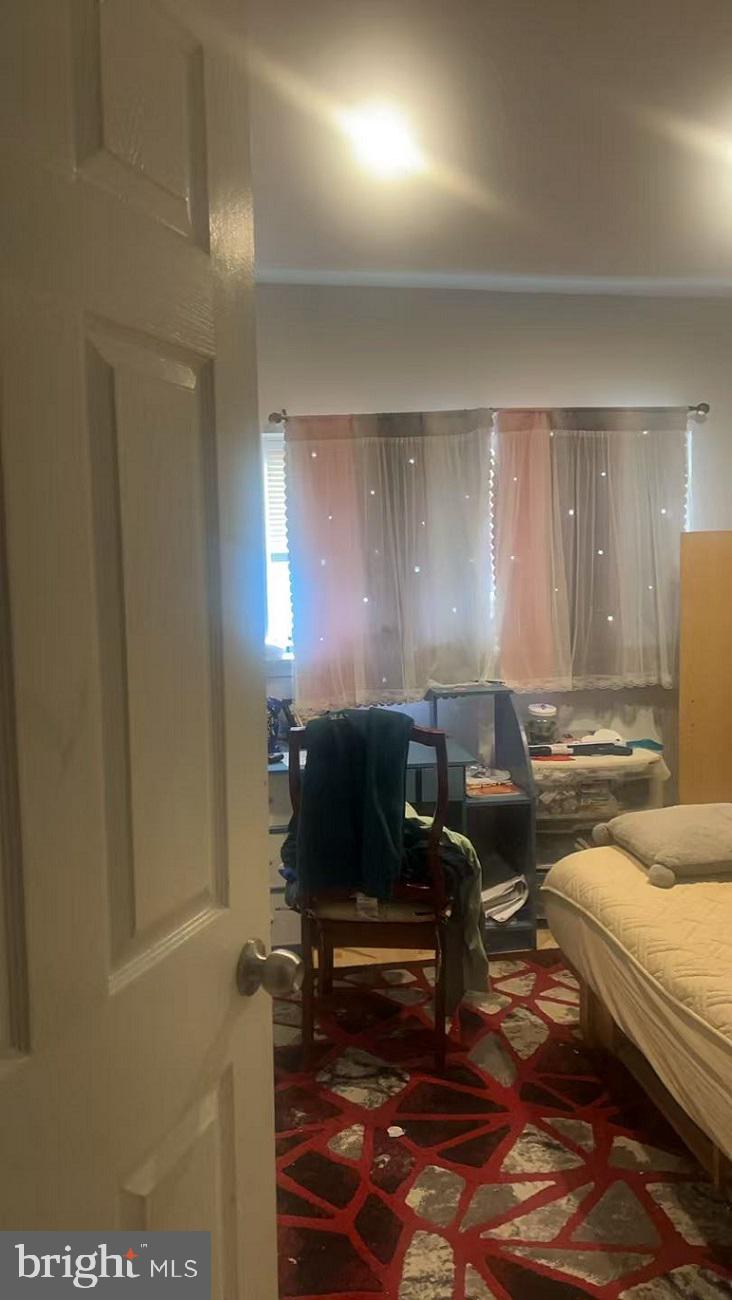 SOMERTON - Residential