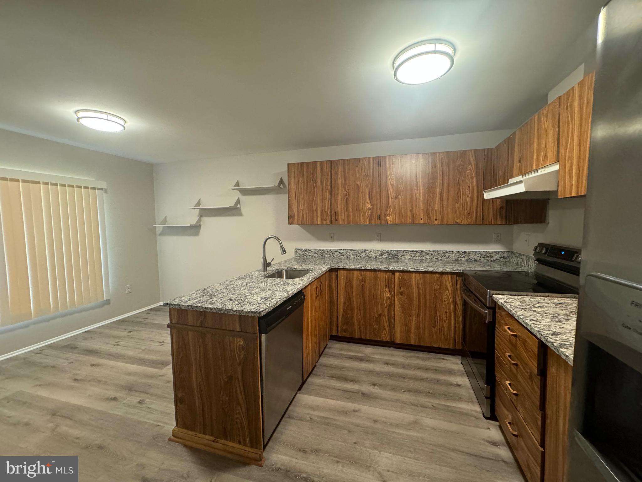 KINGS CONTRIVANCE - Residential Lease