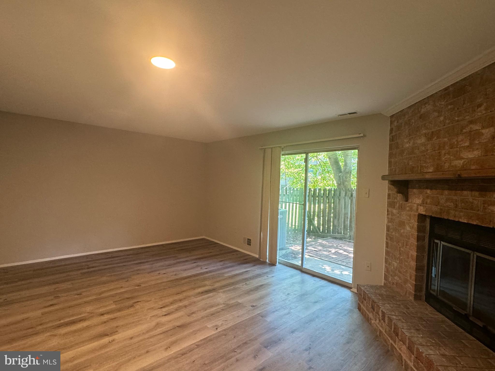 KINGS CONTRIVANCE - Residential Lease