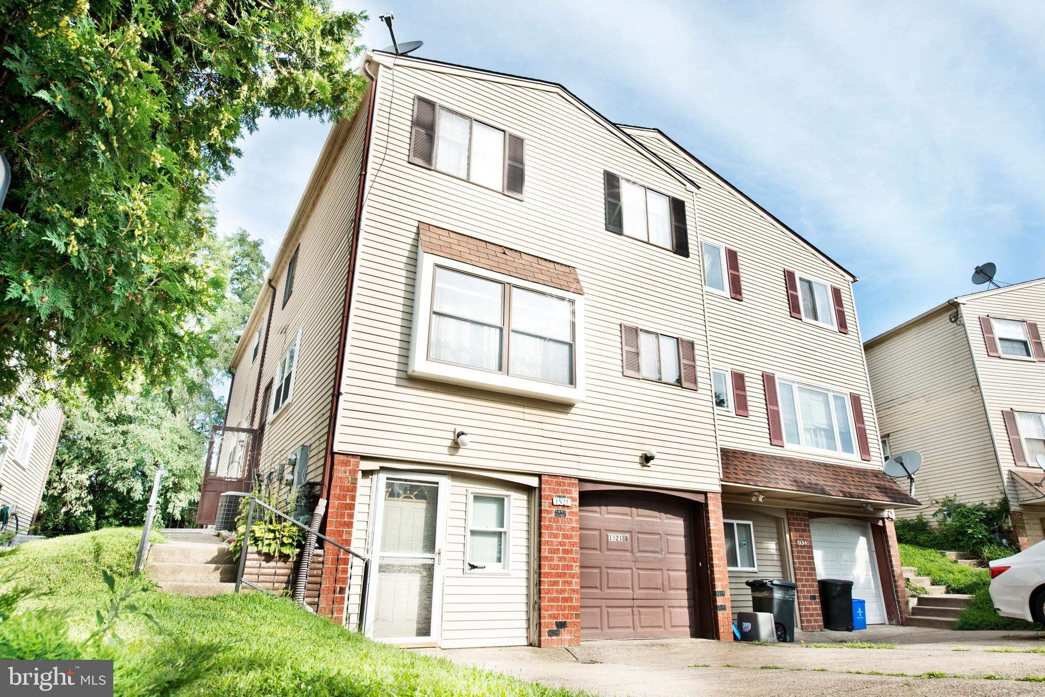 Fabulous Two Bedroom Two Bath Scotchbrook Twin with finished lower level. Large rooms, lots of closet space Updated kitchen, hardwood floors, newer roof. Large fenced in back yard. Conveniently located. Won't last!