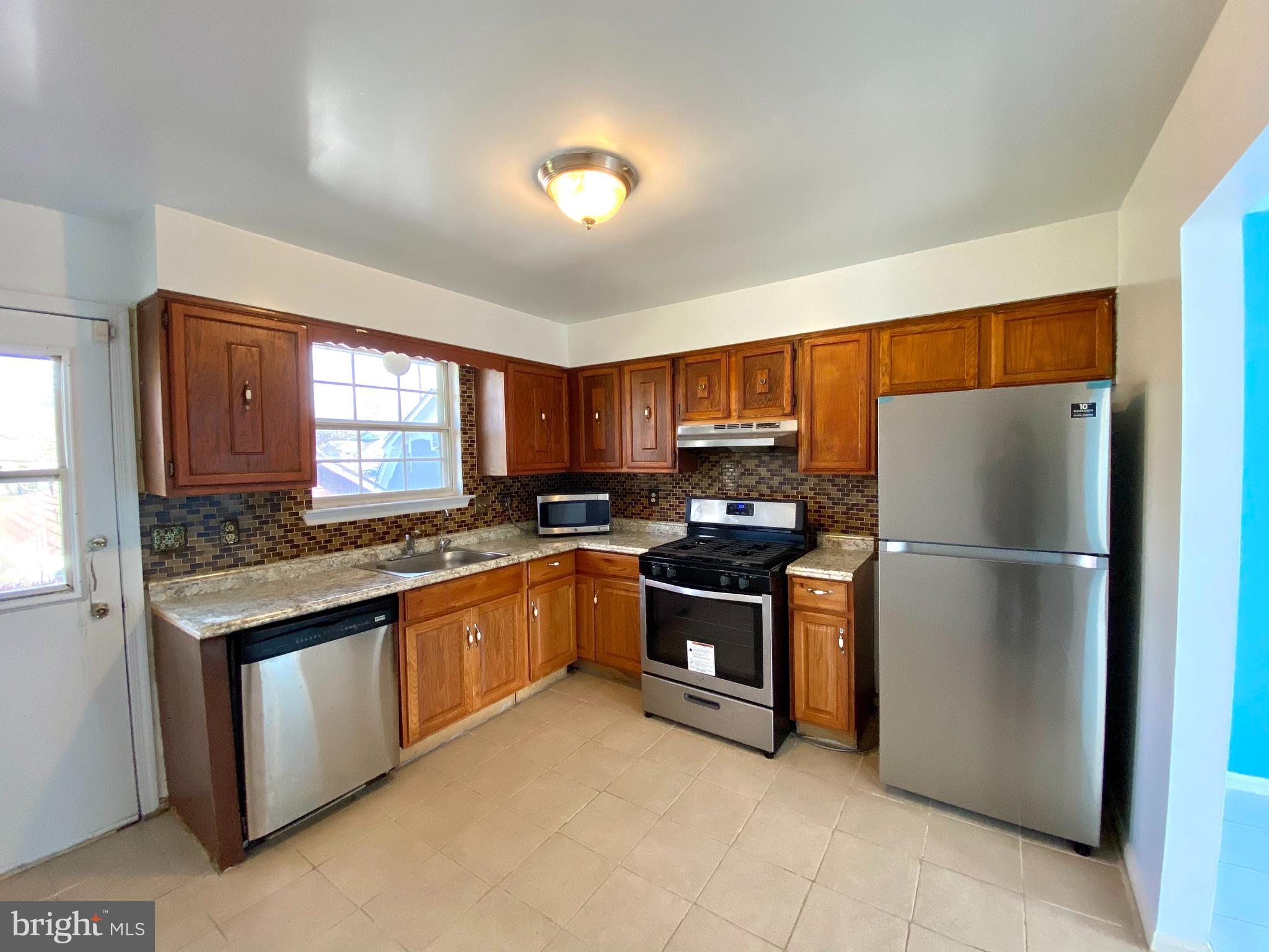 EAST HYATTSVILLE - Residential