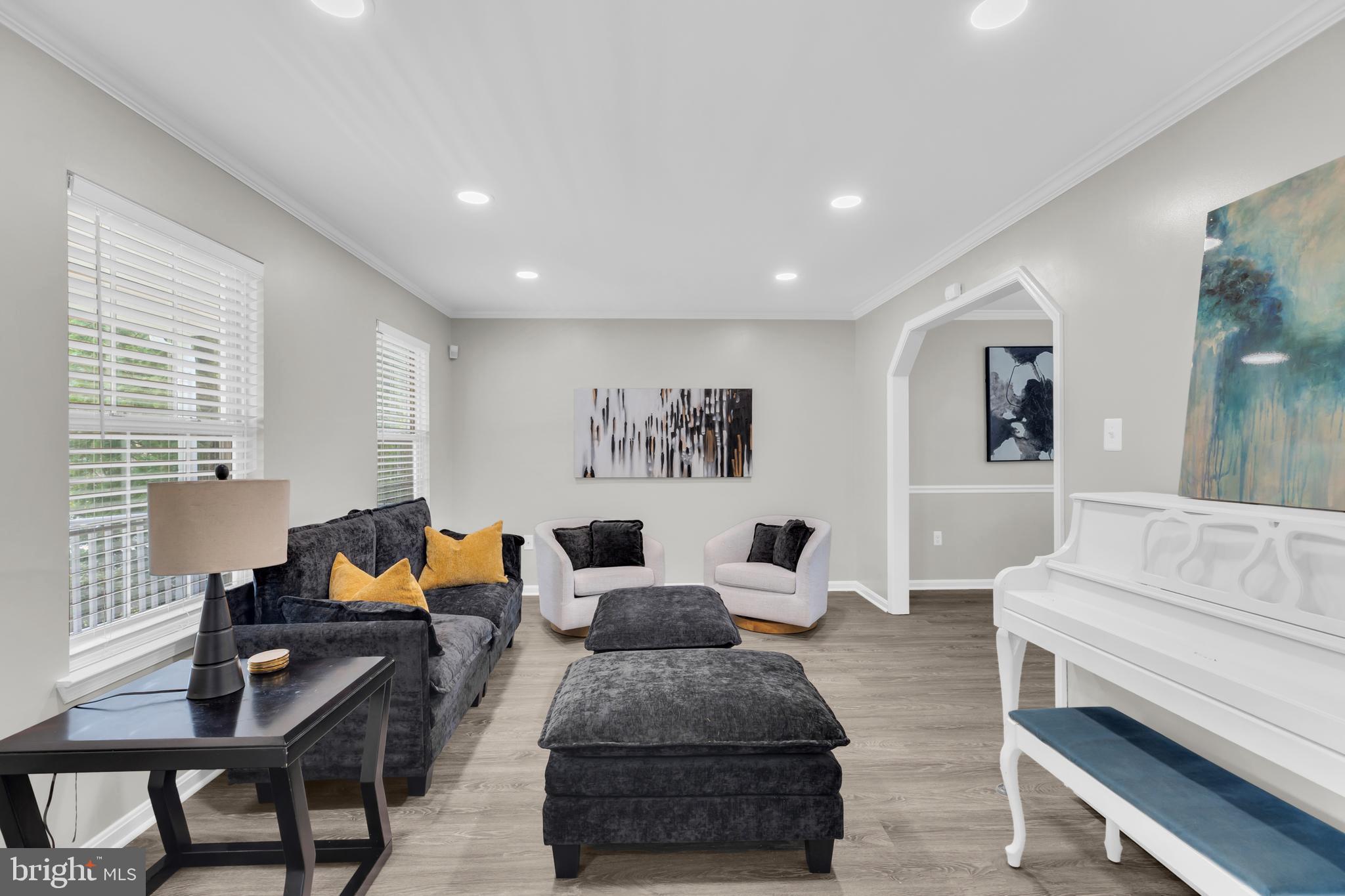 6114 OUST LANE