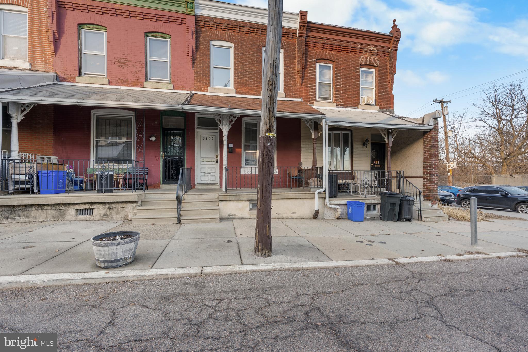 UNIVERSITY CITY - Residential