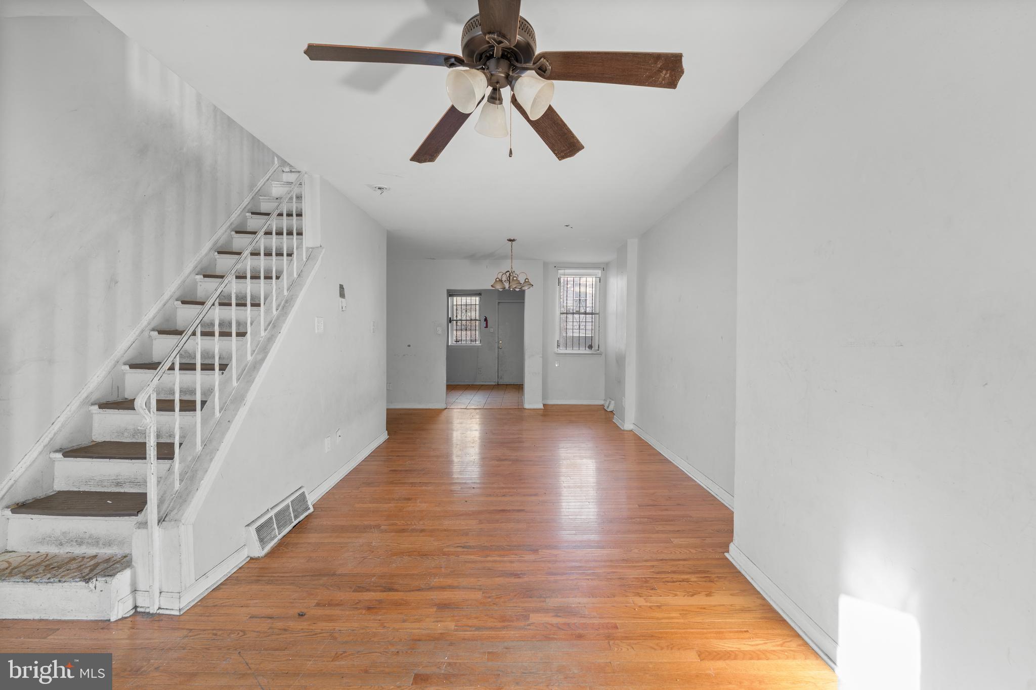 UNIVERSITY CITY - Residential