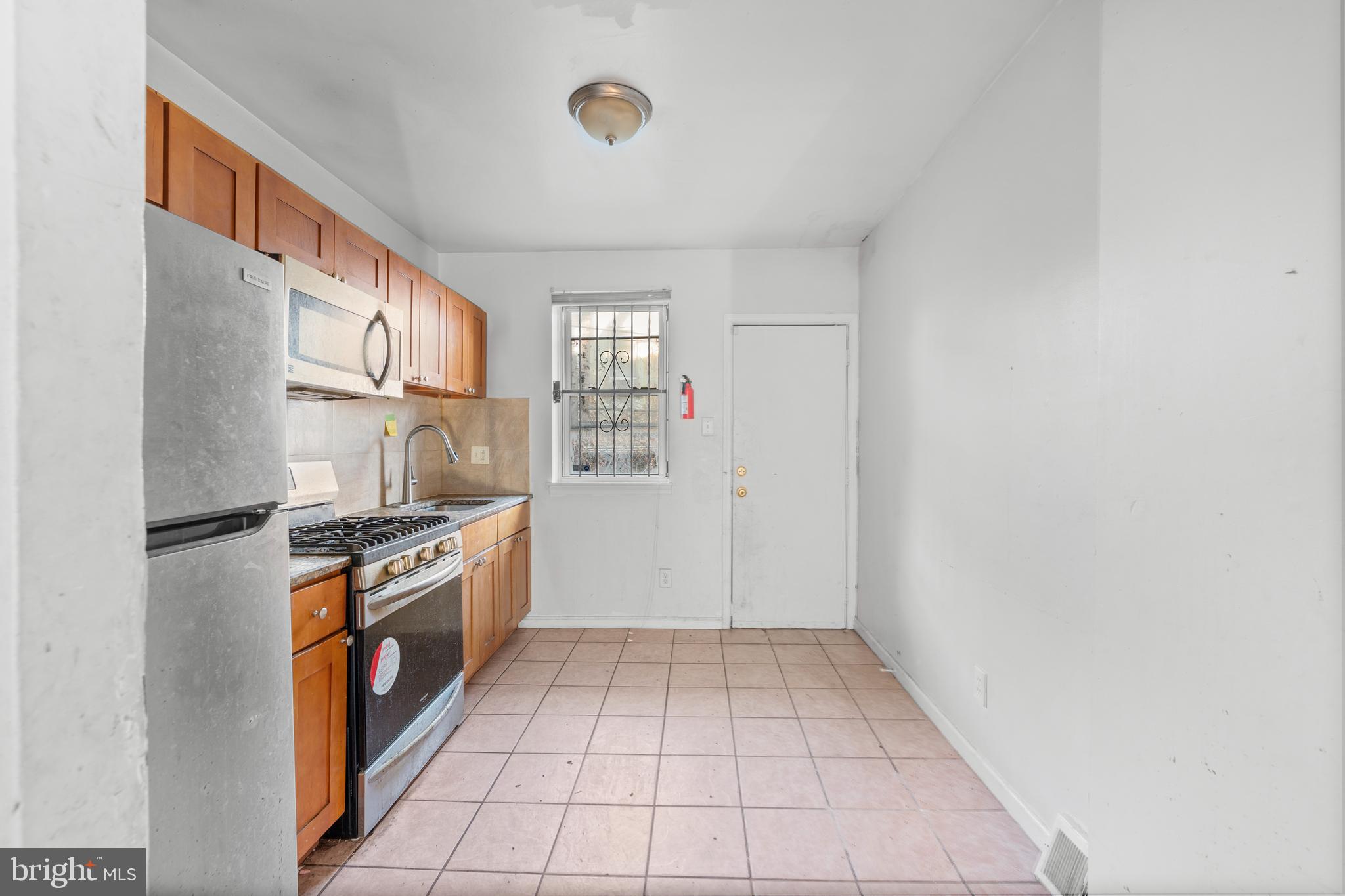 UNIVERSITY CITY - Residential