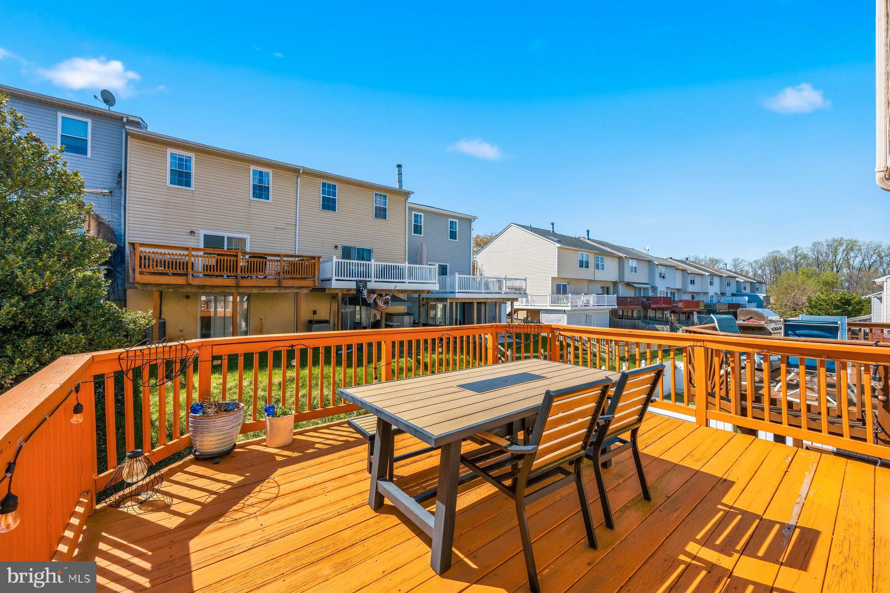 OAKHURST - Residential