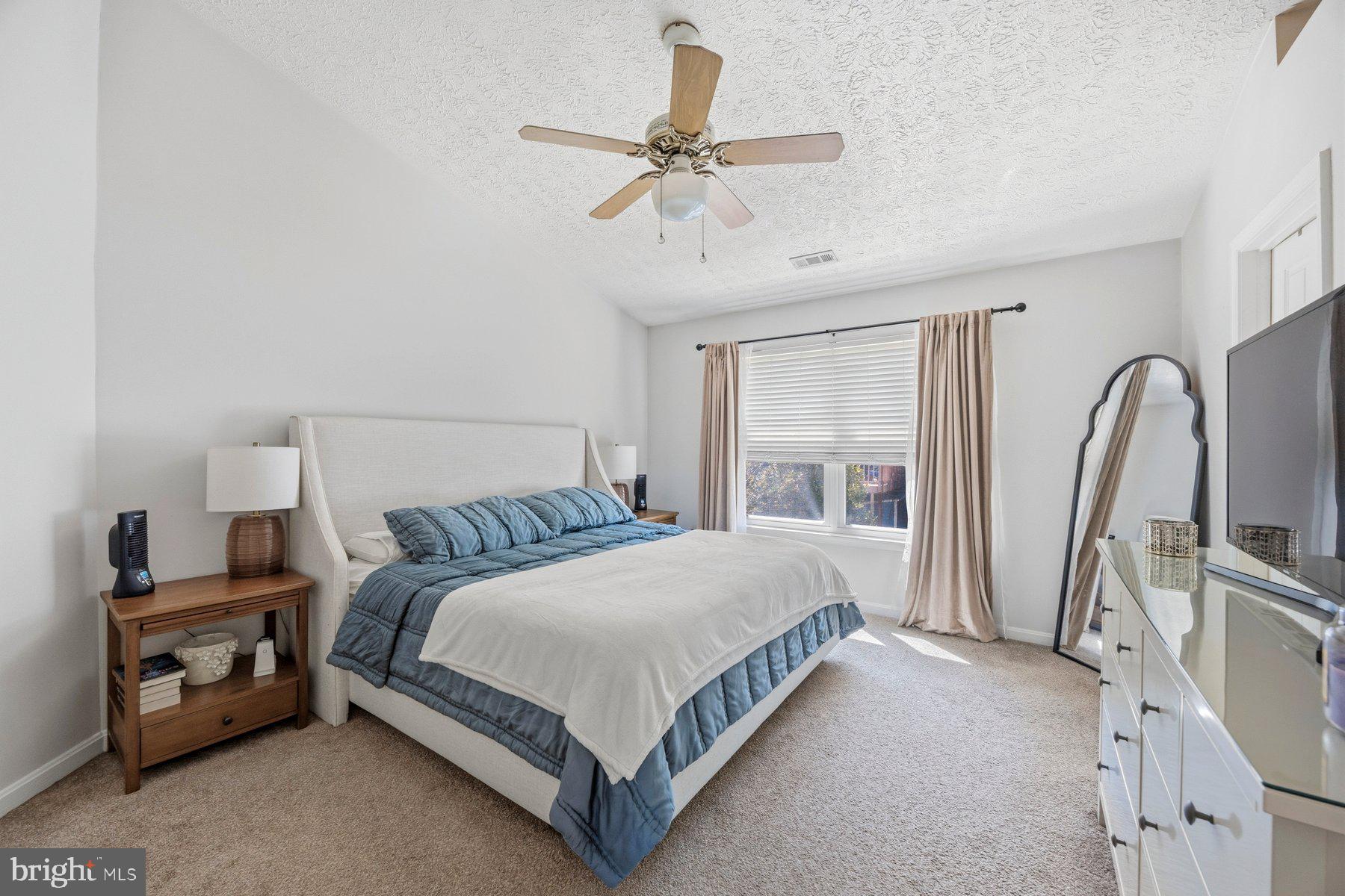 OAKHURST - Residential